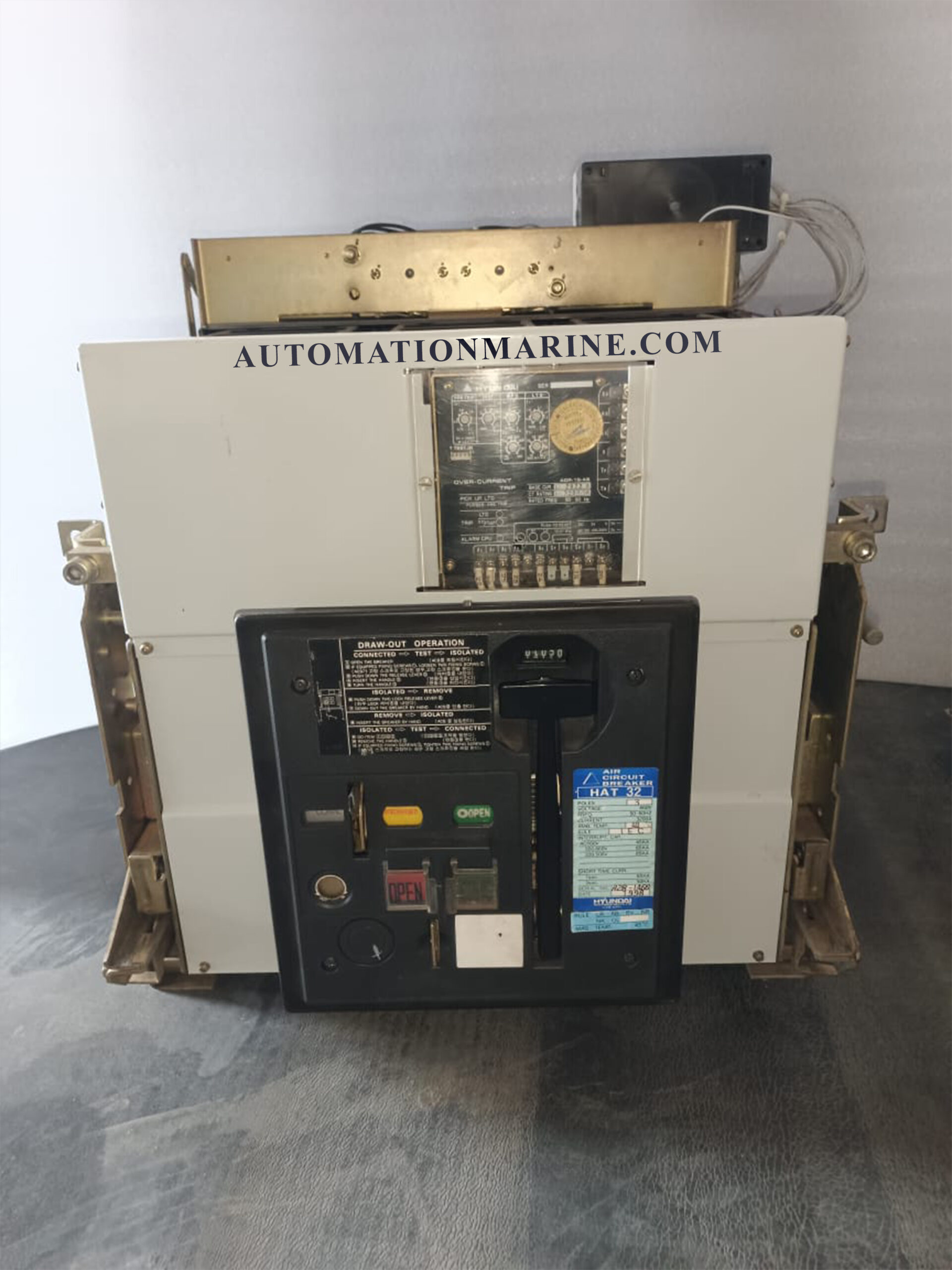 Hyundai HAT32 Air Circuit Breaker 3200AMP 3 Pole Automatic (EDO) UVT 440V AC Motor 110V ACB AIR CIRCUIT BREAKER (ACB)