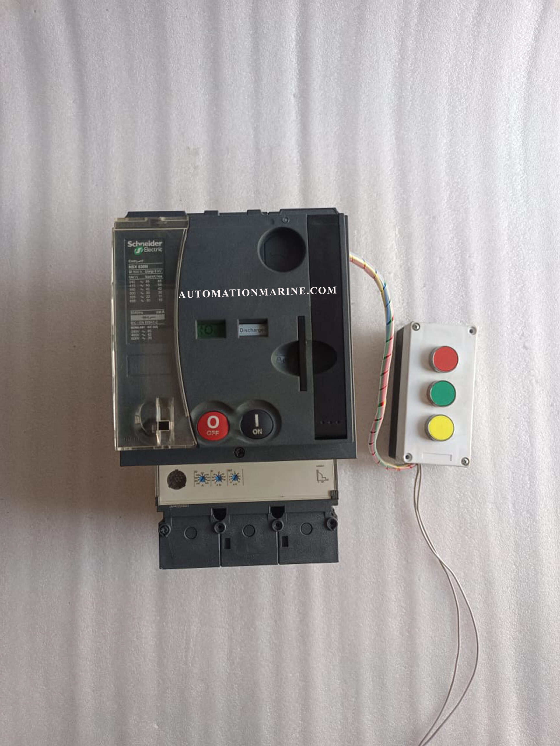 Schneider Electric Compact NSX630N Motorized MCCB 630A Molded Case Circuit Breaker for Industrial Power Distribution MOULDED CASE CIRCUIT BREAKER (MCCB)