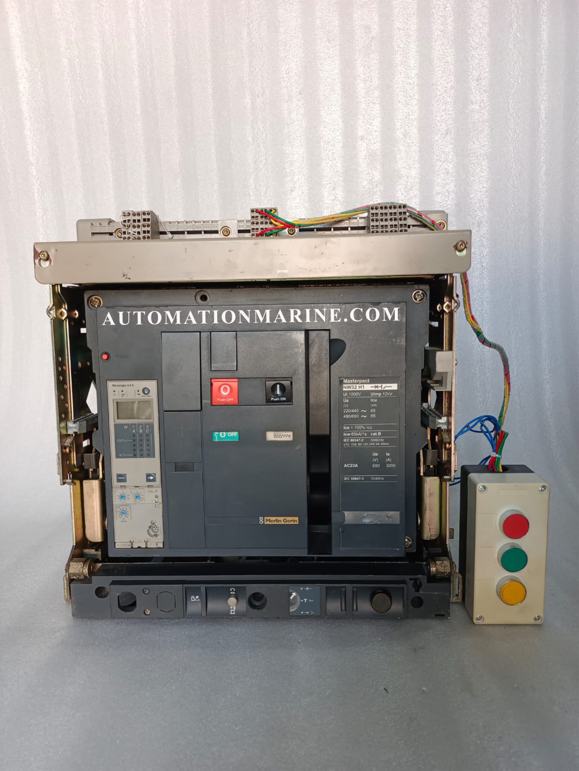 Schneider Merlin Gerin Masterpact NW32 H1 Air Circuit Breaker 3200A Drawout ACB with Micrologic Trip Unit AIR CIRCUIT BREAKER (ACB)
