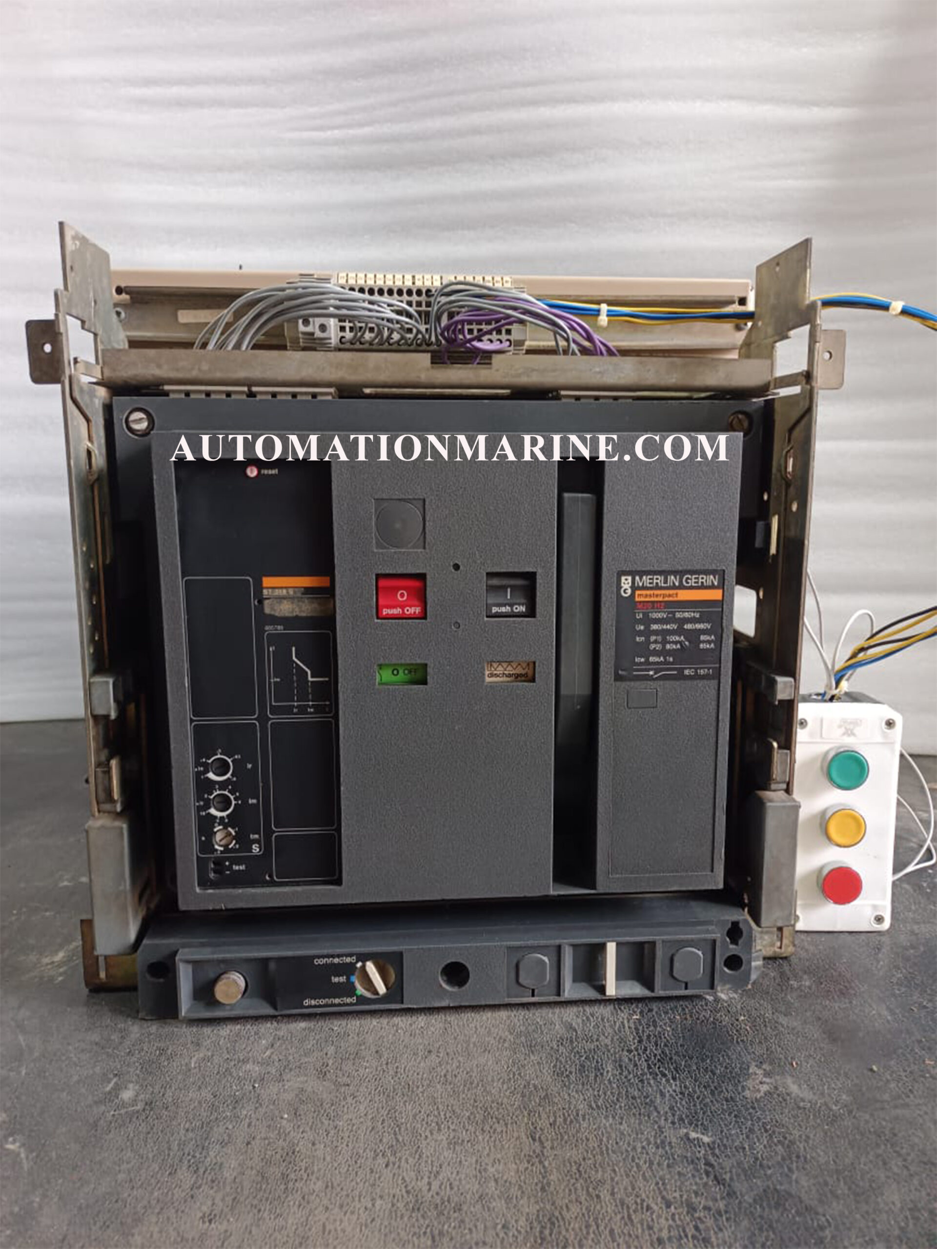 Schneider Electric MERLIN GERIN M20 H2 Air Circuit Breaker MASTERPACT | High Performance Industrial ACB | 2000A MCCB AIR CIRCUIT BREAKER (ACB)