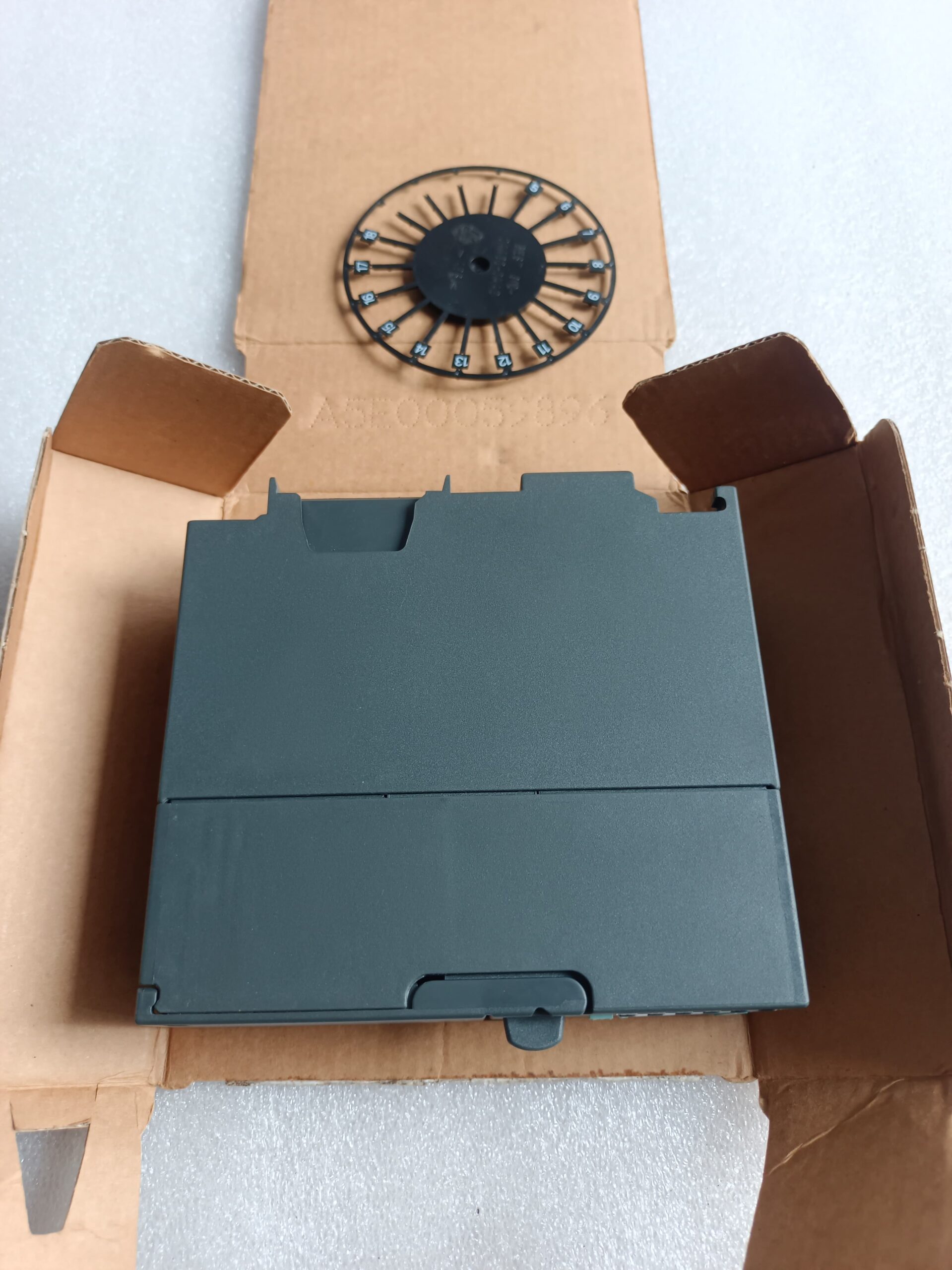 Siemens SIMATIC S7-300 CPU 312C PLC Module 6ES7312-1AE13-0AB0 – Compact Industrial Automation Controller thumbnail 9