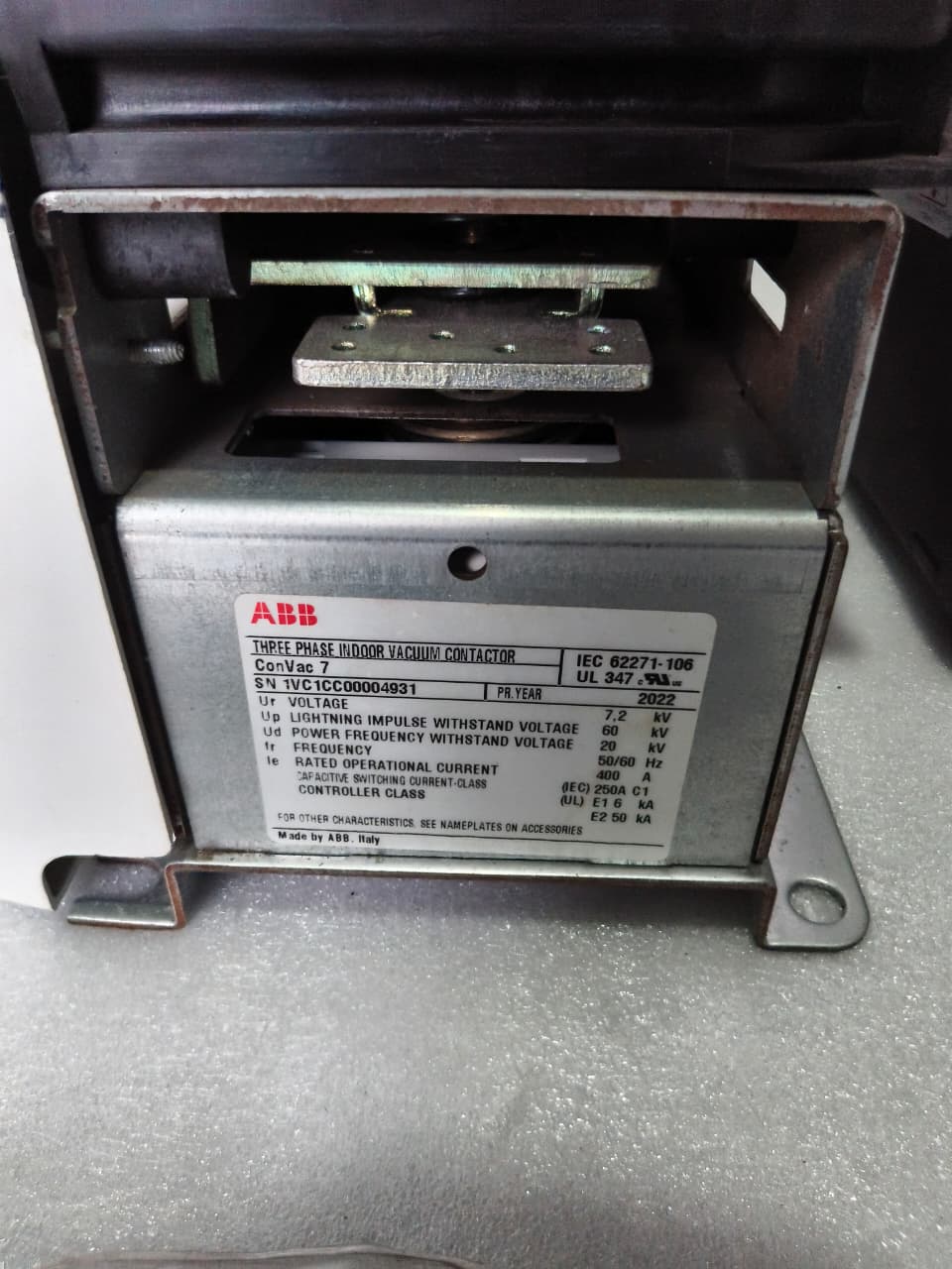 ABB CONVAC7 1VCF340131R2000 Three Phase Indoor Vacuum Contactor – Medium Voltage Industrial Vacuum Switching Contactor thumbnail 13