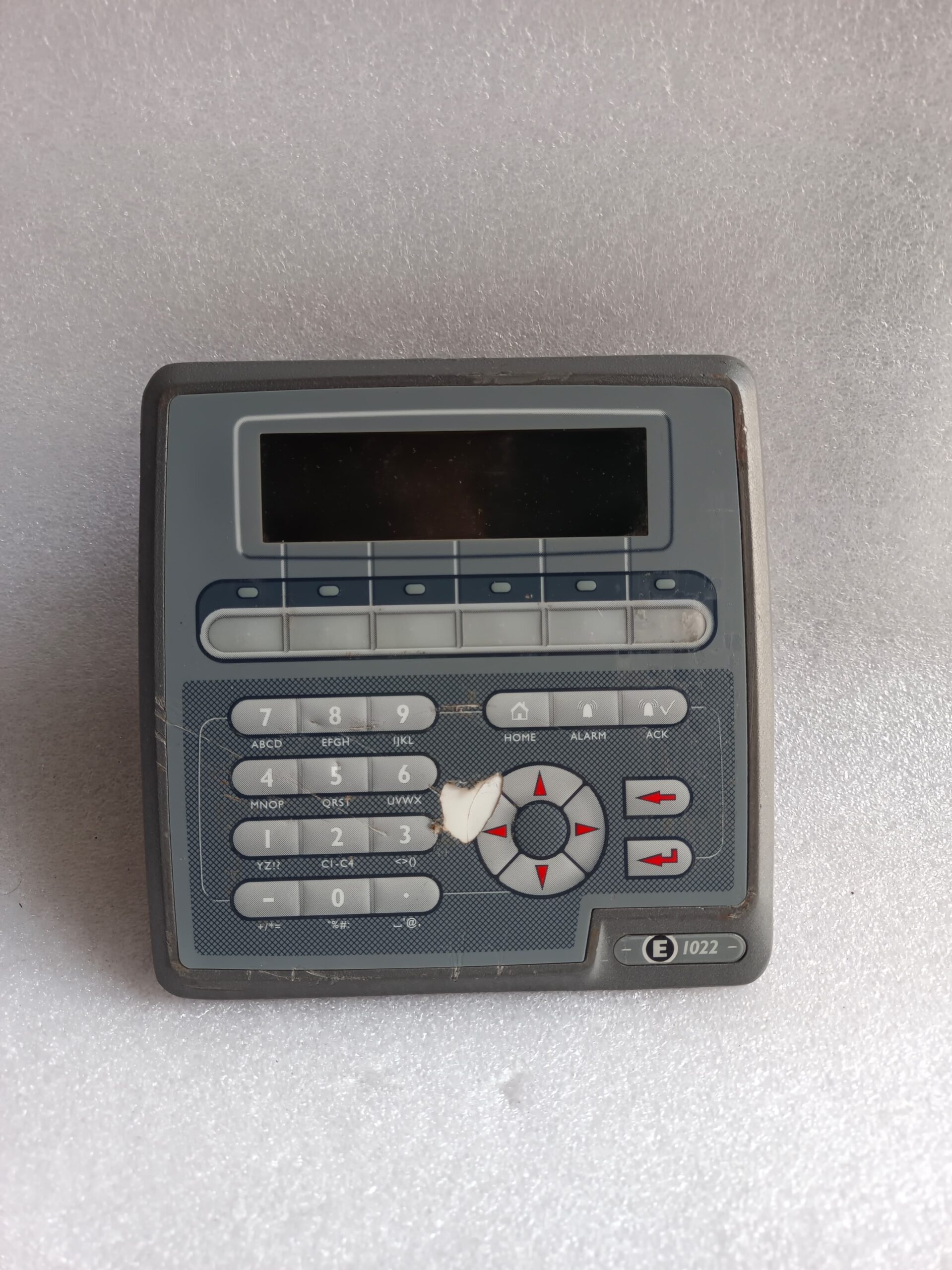 Beijer E1022 06871B HMI Touch Panel | 10.4 Industrial Operator Interface Display thumbnail 2