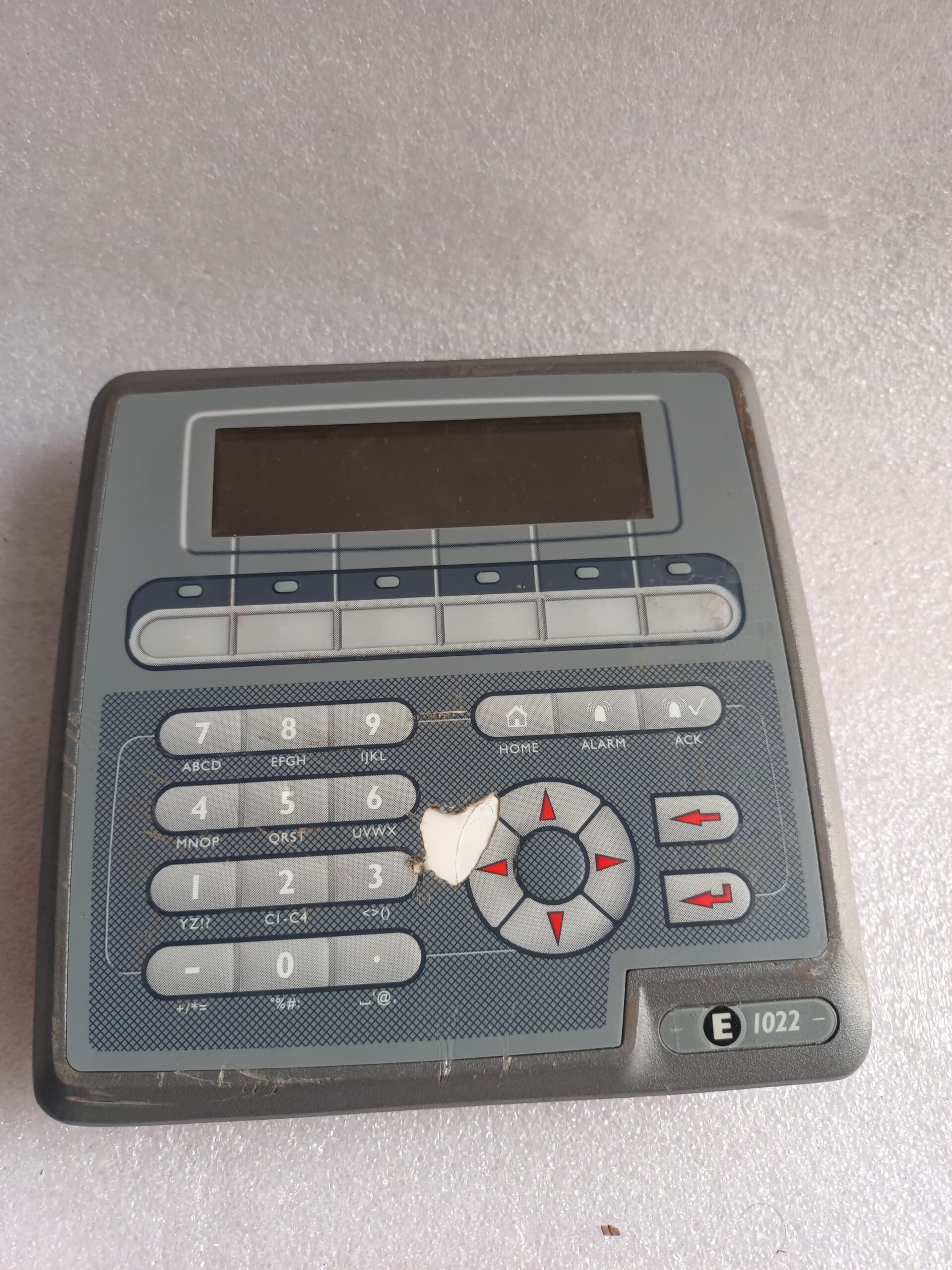 Beijer E1022 06871B HMI Touch Panel | 10.4 Industrial Operator Interface Display thumbnail 3