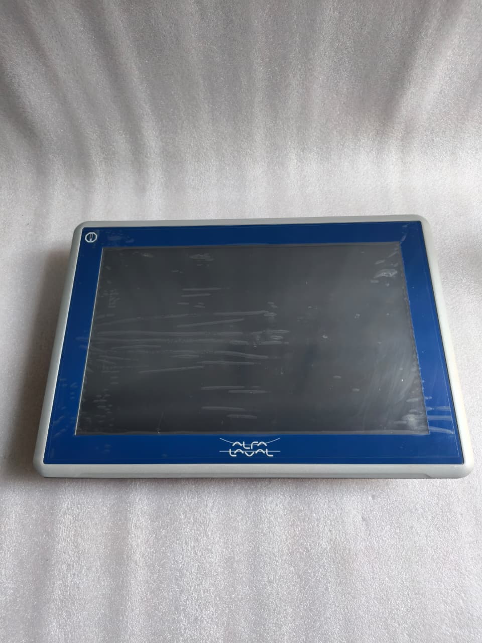 Beijer X2 Marine 15-B2 HMI Touch Panel | Marine-Certified 15 Industrial Display thumbnail 2