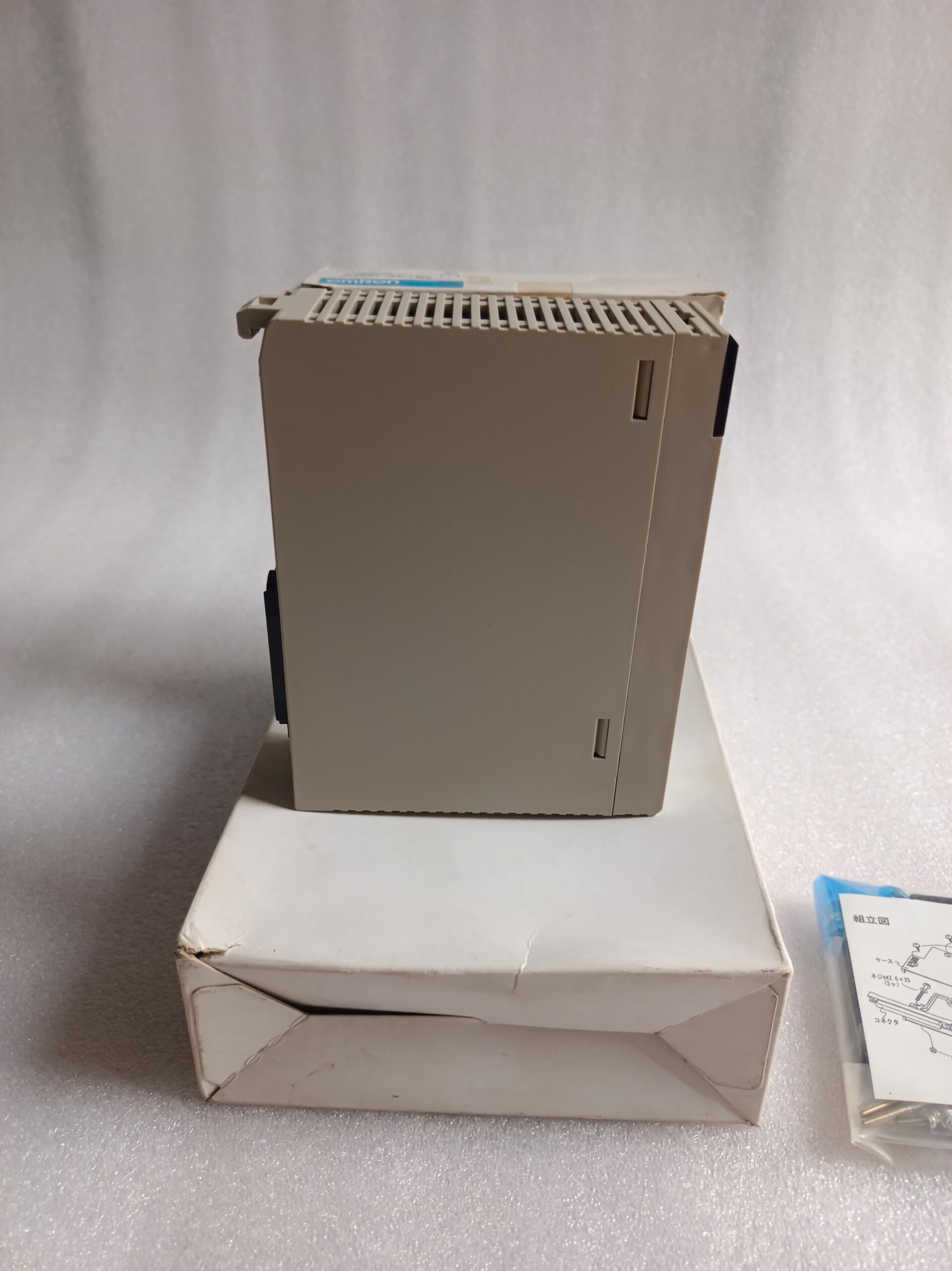 Omron CS1W-OD231 Transistor Output Unit, 32-Point NPN Digital Output Module for CS1 Series PLC thumbnail 4