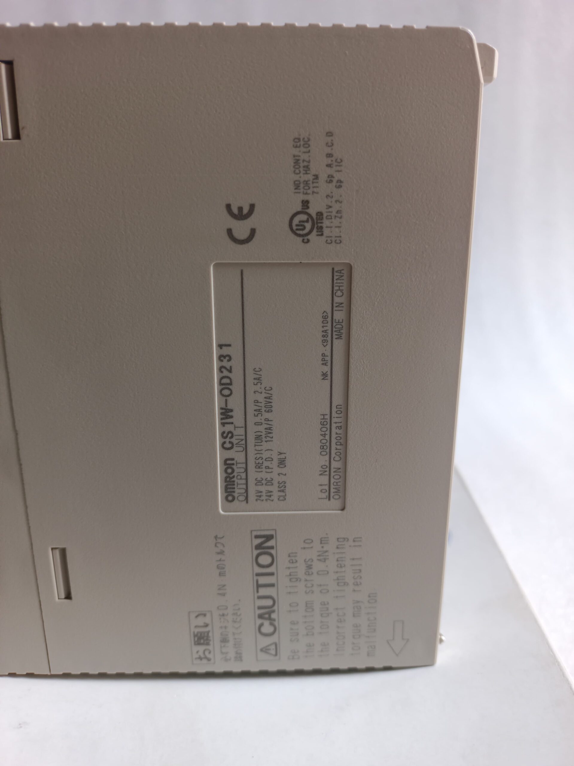Omron CS1W-OD231 Transistor Output Unit, 32-Point NPN Digital Output Module for CS1 Series PLC thumbnail 5