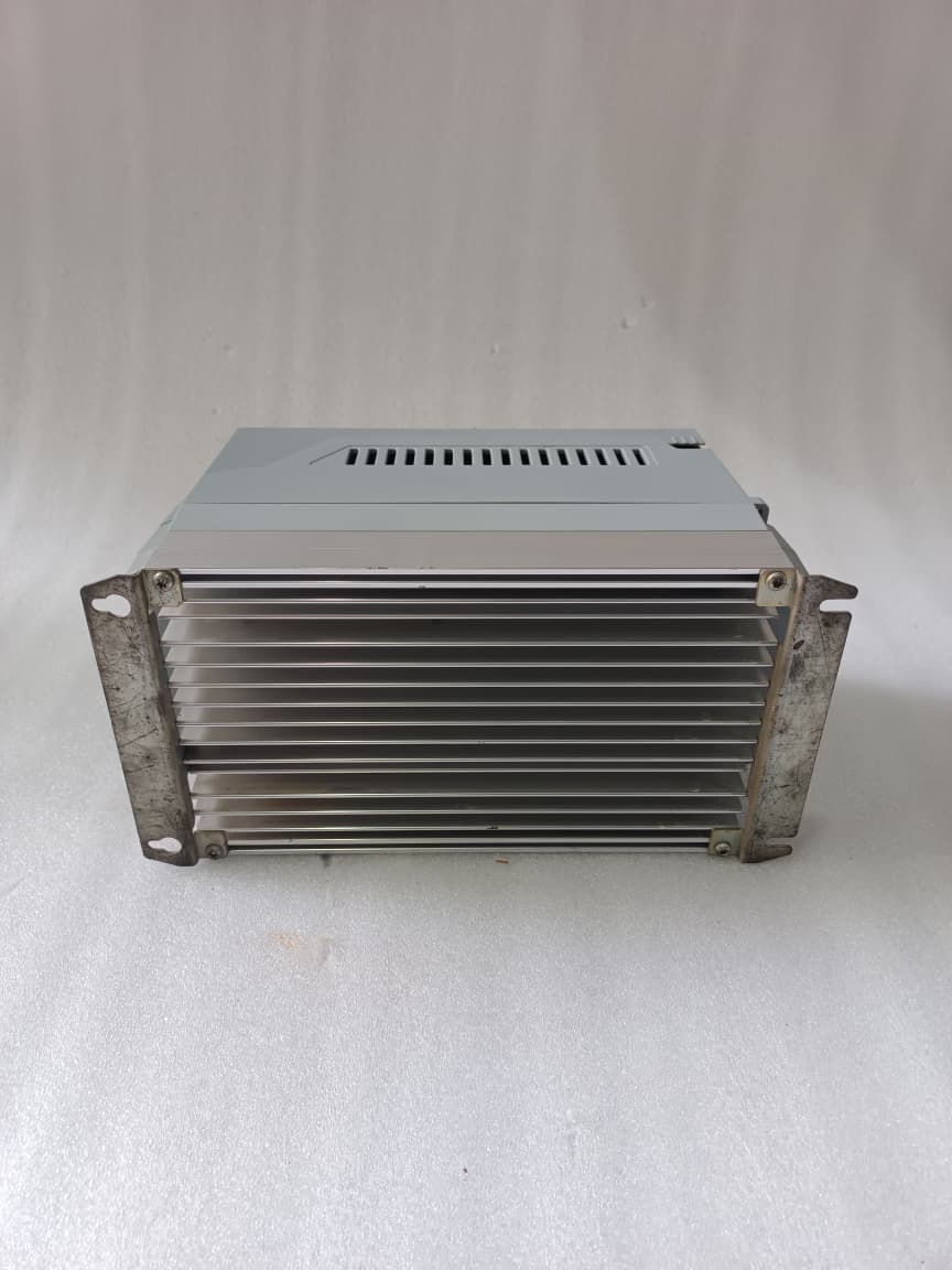 Danfoss VLT® Soft Starter MCD500 MCD5-0053B-T5-G1X-20-CV2 – 35HP Advanced Motor Soft Starter thumbnail 8