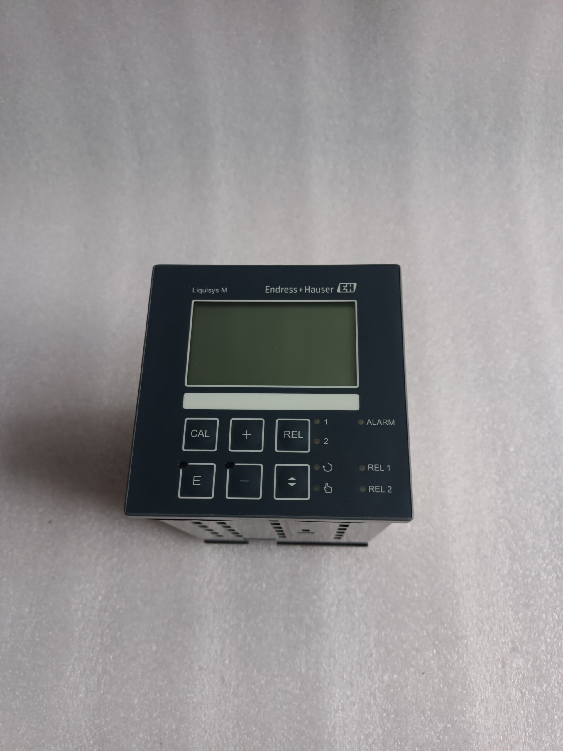Endress+Hauser Liquisys M CLM223-CD8005 Conductivity Transmitter – Industrial Conductivity and Water Quality Analyzer thumbnail 2