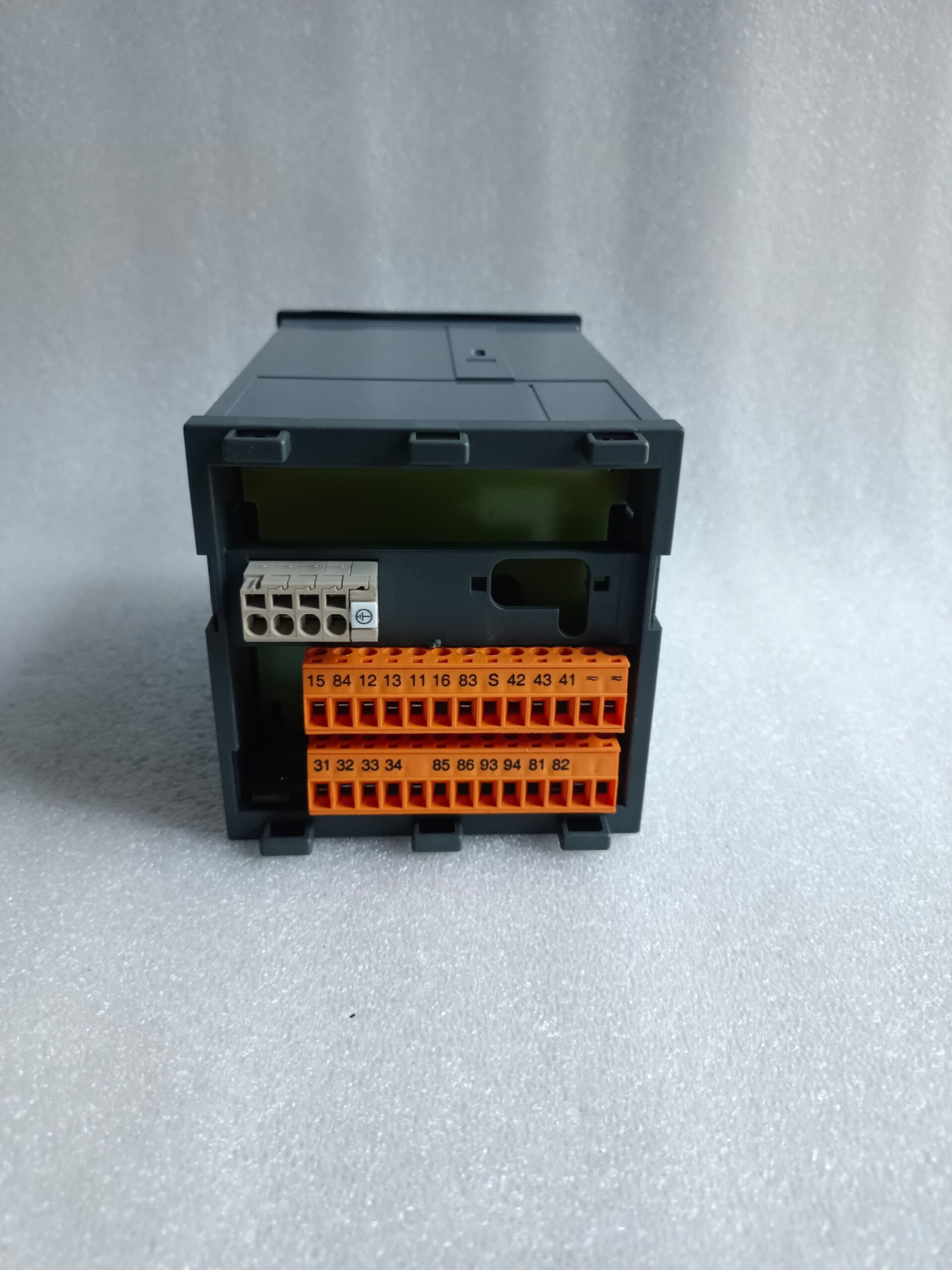 Endress+Hauser Liquisys M CLM223-CD8005 Conductivity Transmitter – Industrial Conductivity and Water Quality Analyzer thumbnail 8