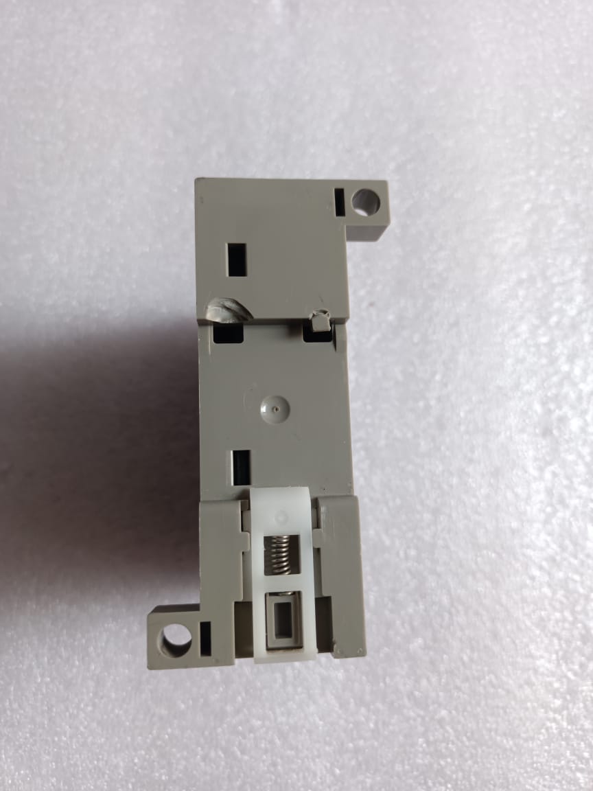 Fuji Electric NP2F-LEV Signal Converter Unit | Industrial Signal Conditioning And Interface Converter Module thumbnail 8