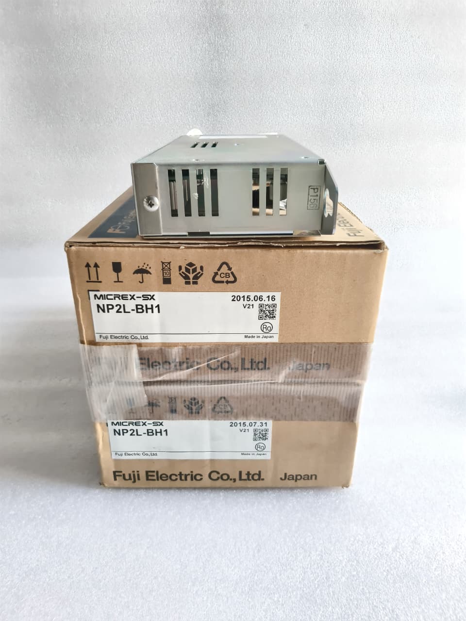 Fuji Electric MICREX-SX NP2L-BH1 SX-BUS Cable Termination Unit | Industrial PLC Bus Interface Module thumbnail 5
