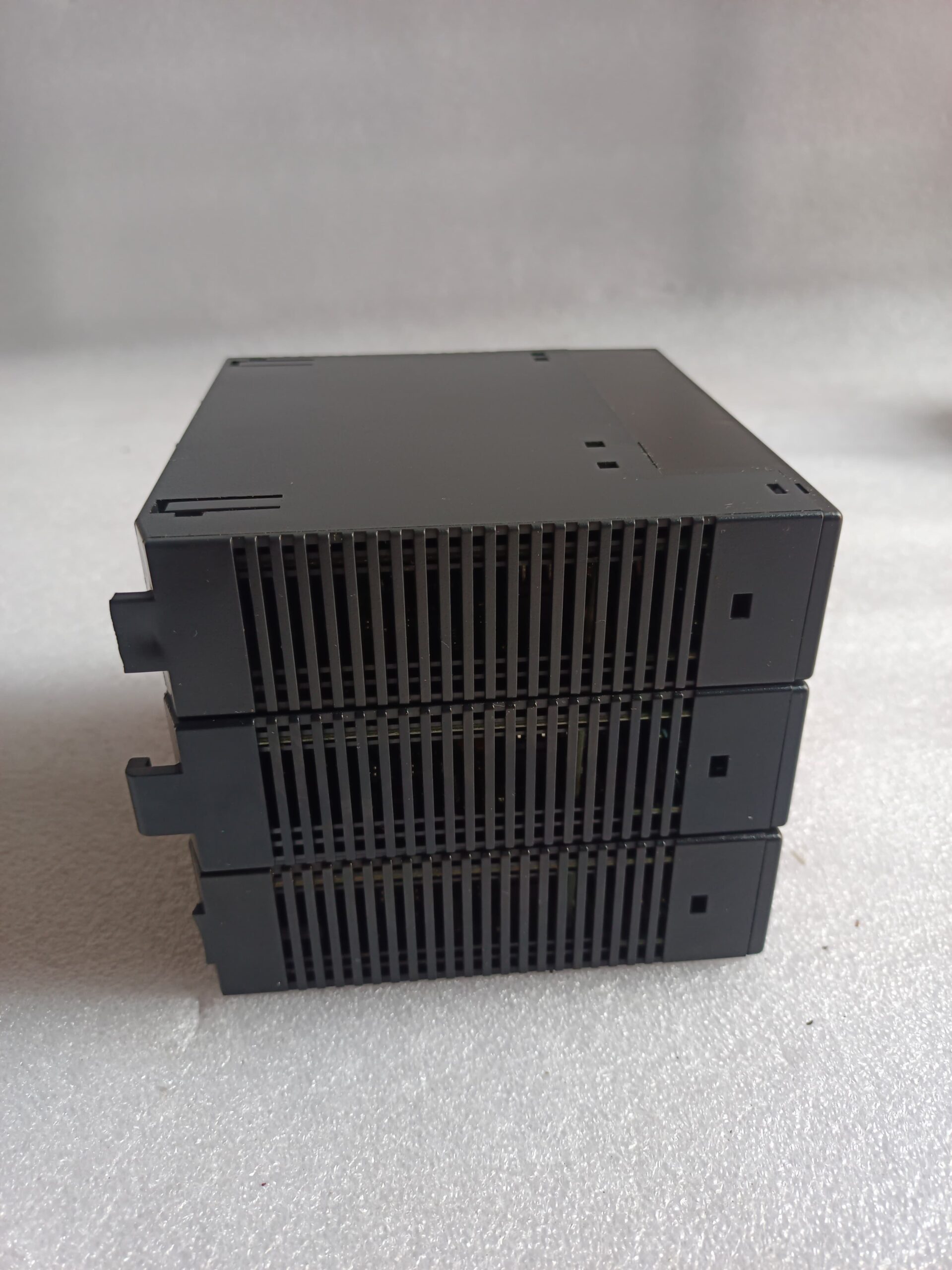 GE Fanuc IC693DSM302 Motion Mate DSM300 Servo Motion Control Module for Series 90-30 PLC SELL FOR LOT 3 QTY ONLY 999$ thumbnail 7