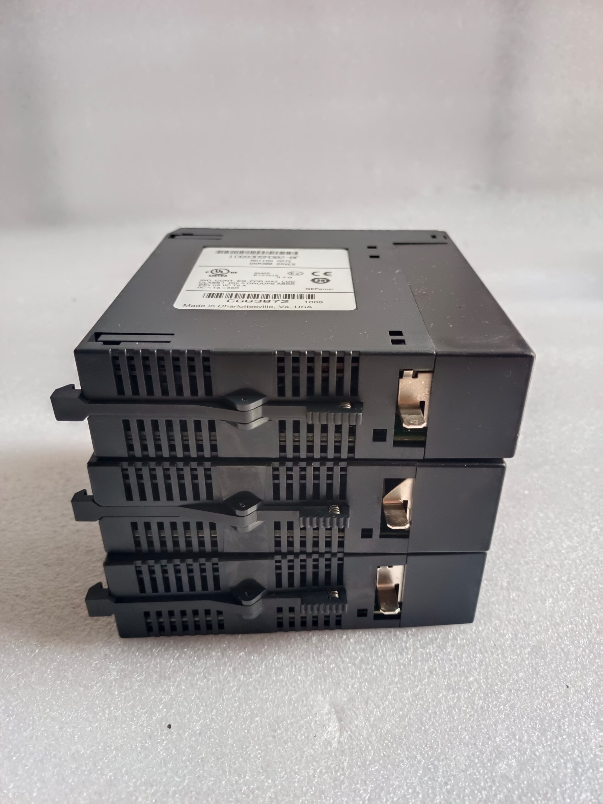 GE Fanuc IC693DSM302 Motion Mate DSM300 Servo Motion Control Module for Series 90-30 PLC SELL FOR LOT 3 QTY ONLY 999$ thumbnail 10