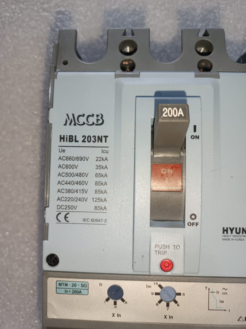 Hyundai HIBL203NT-E MCCB 3 Pole 200A Molded Case Circuit Breaker for Industrial Panel Protection thumbnail 4