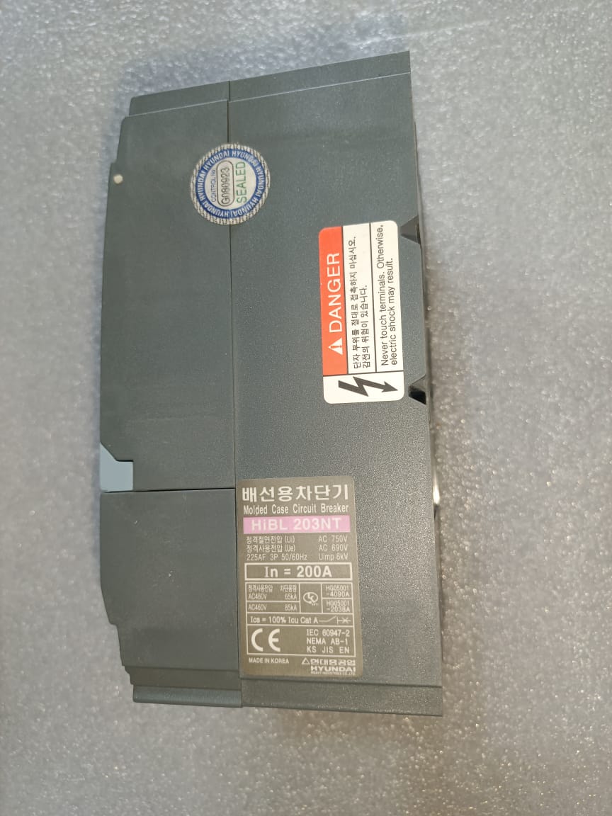 Hyundai HIBL203NT-E MCCB 3 Pole 200A Molded Case Circuit Breaker for Industrial Panel Protection thumbnail 5