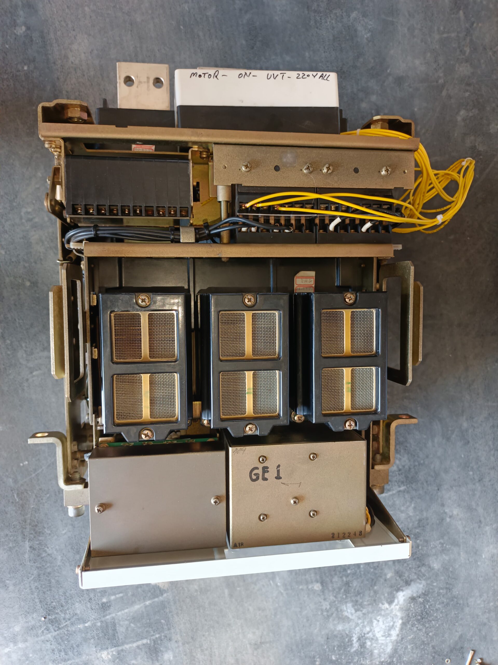 HYUNDAI HAT16 Air Circuit Breaker (ACB) | High Performance Low Voltage Power Protection Solution thumbnail 9