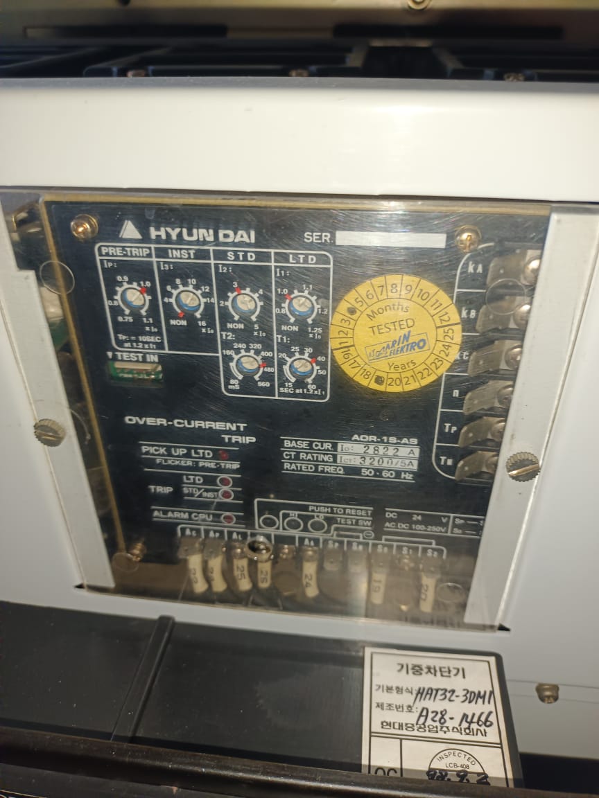 Hyundai HAT32 Air Circuit Breaker 3200AMP 3 Pole Automatic (EDO) UVT 440V AC Motor 110V ACB thumbnail 3