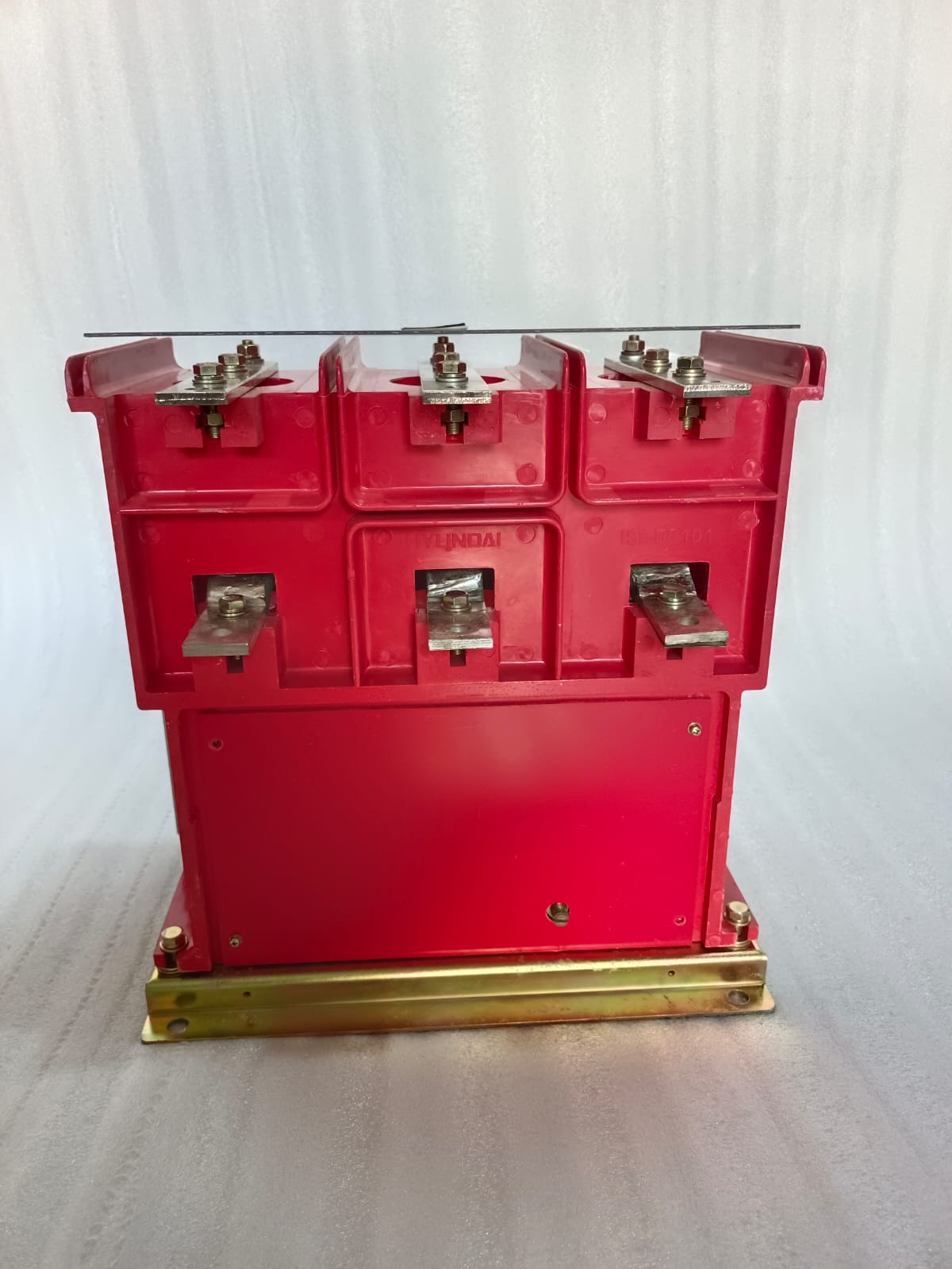 Hyundai HCA34CF Vacuum Contactor – 400A Medium Voltage Industrial Vacuum Contactor thumbnail 7