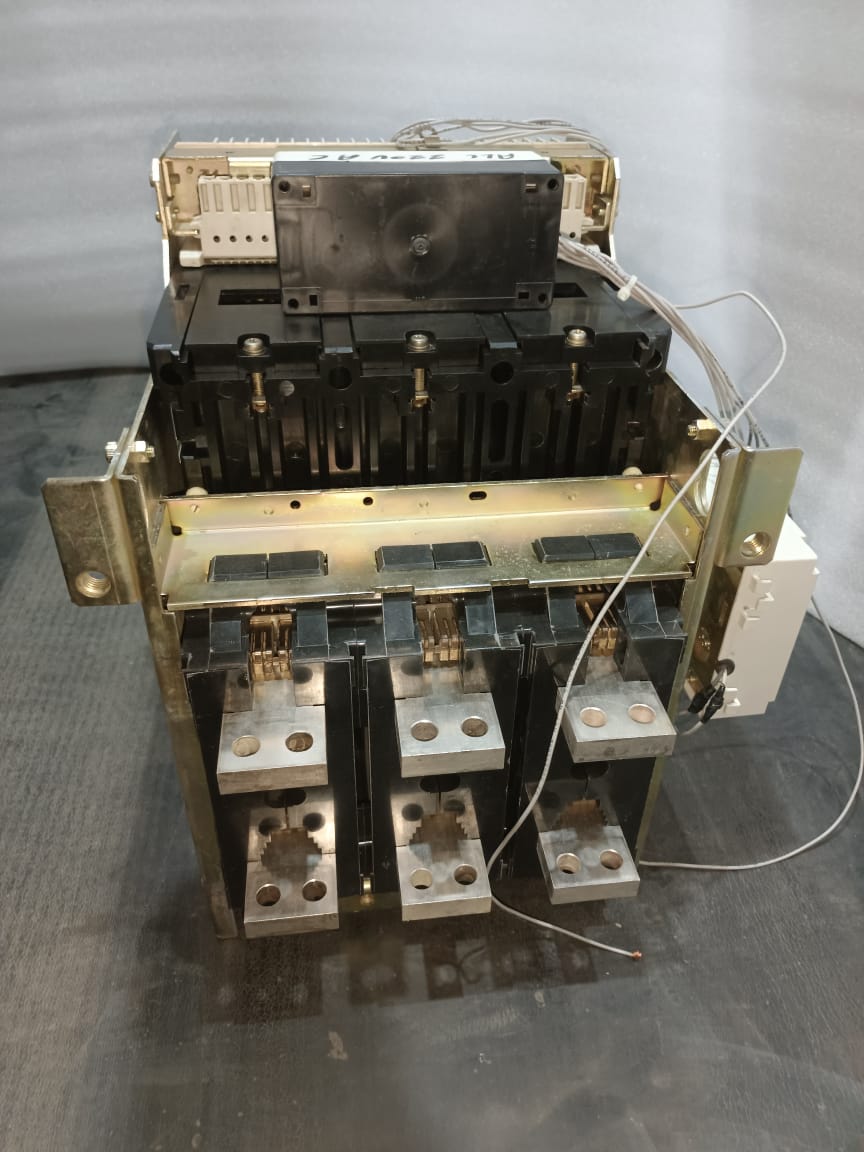 Mitsubishi AE1000-SS Air Circuit Breaker 1000A 3 Pole Heavy Duty Industrial ACB | AE Series Power Distribution Breaker thumbnail 12