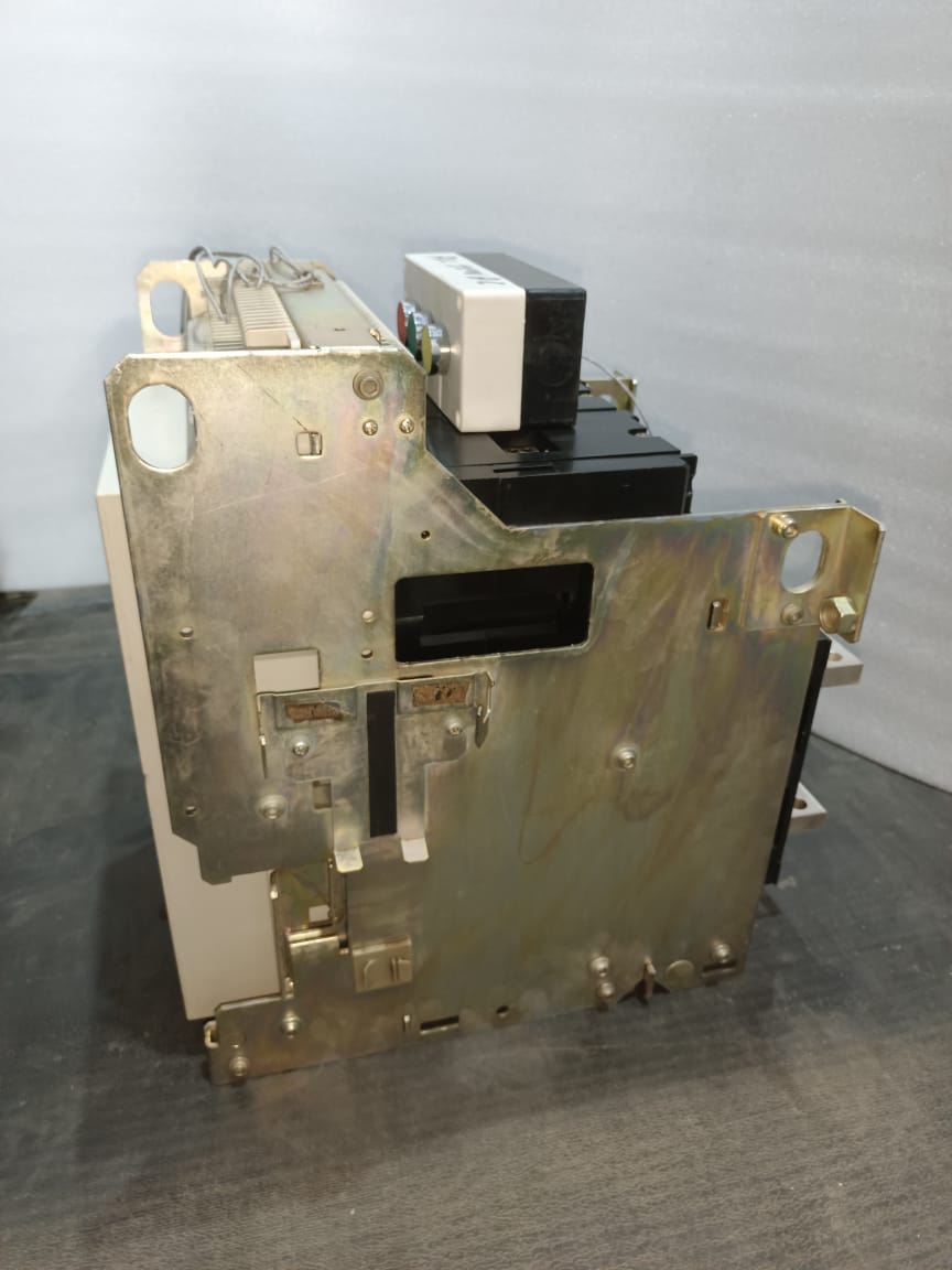 Mitsubishi AE1000-SS Air Circuit Breaker 1000A 3 Pole Heavy Duty Industrial ACB | AE Series Power Distribution Breaker thumbnail 3