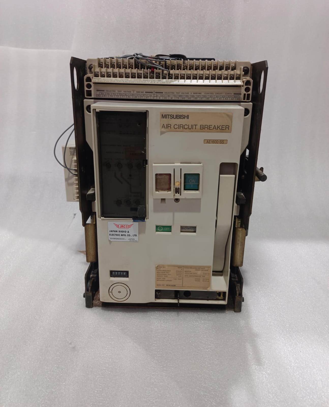 Mitsubishi AE1600-SS Air Circuit Breaker 1600A Heavy Duty ACB for Industrial Power Distribution System thumbnail 3