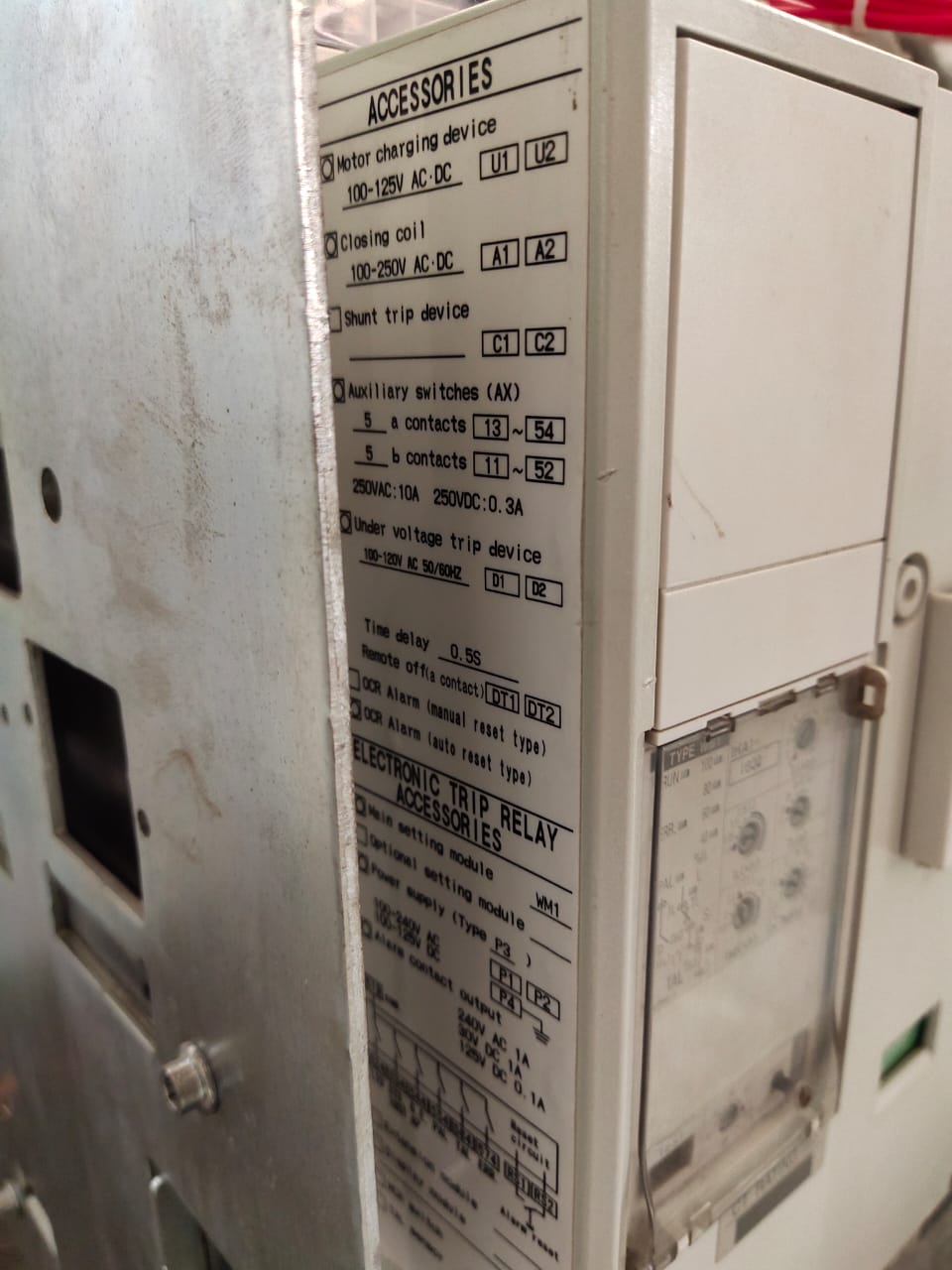 Mitsubishi AE1600-SW Air Circuit Breaker (ACB) 1600A Heavy Duty 3 Pole Industrial Power Protection Breaker thumbnail 2