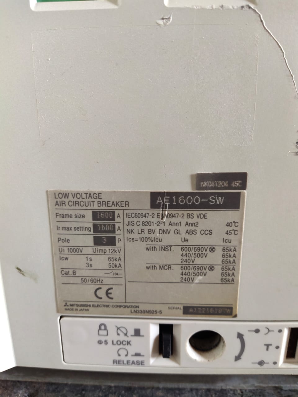 Mitsubishi AE1600-SW Air Circuit Breaker (ACB) 1600A Heavy Duty 3 Pole Industrial Power Protection Breaker thumbnail 7