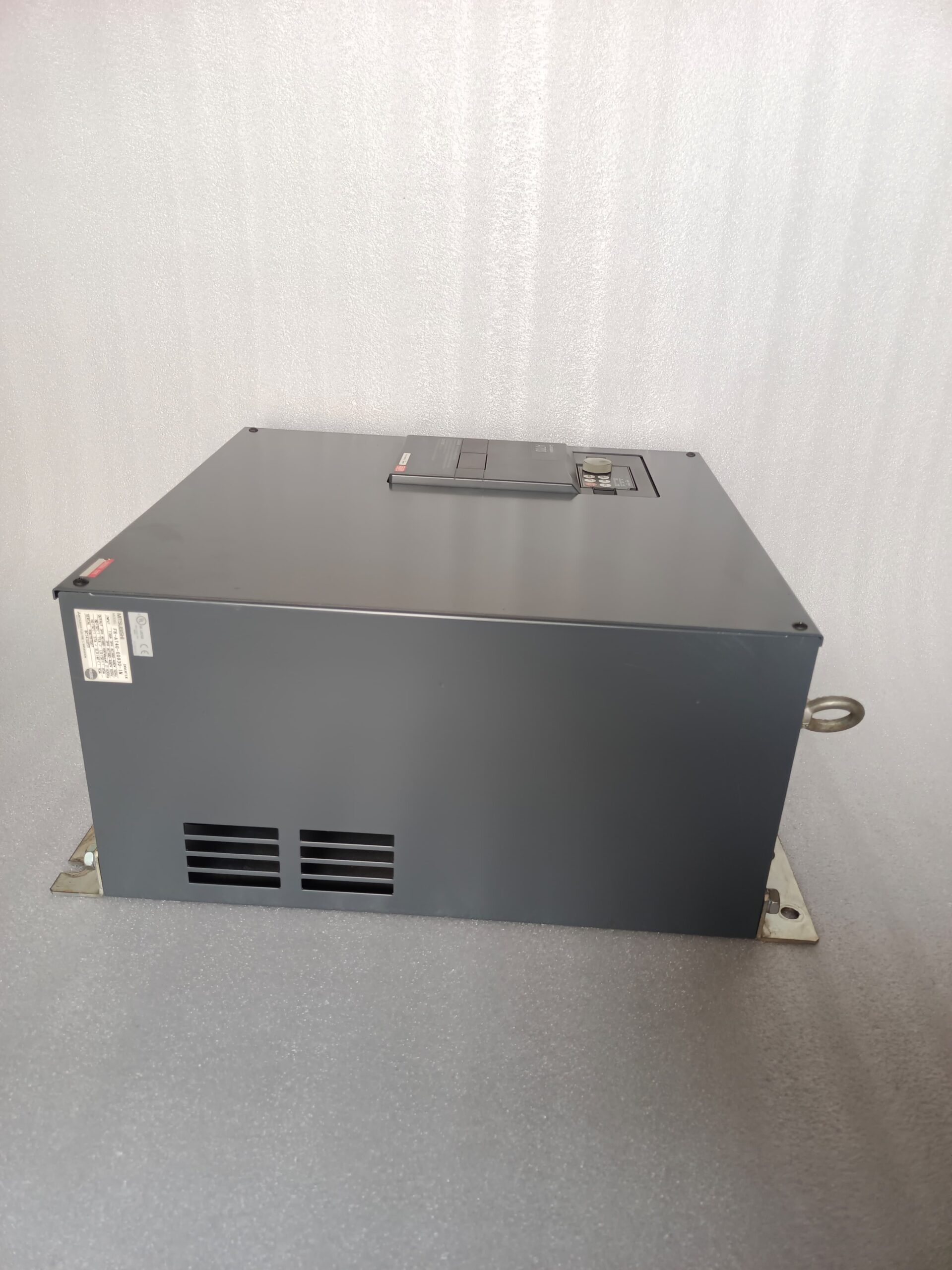 MITSUBISHI A700 FR-A740-00930-IN 50HP AC Drive – High Performance Variable Frequency Drive (VFD) for Industrial Motor Control thumbnail 8