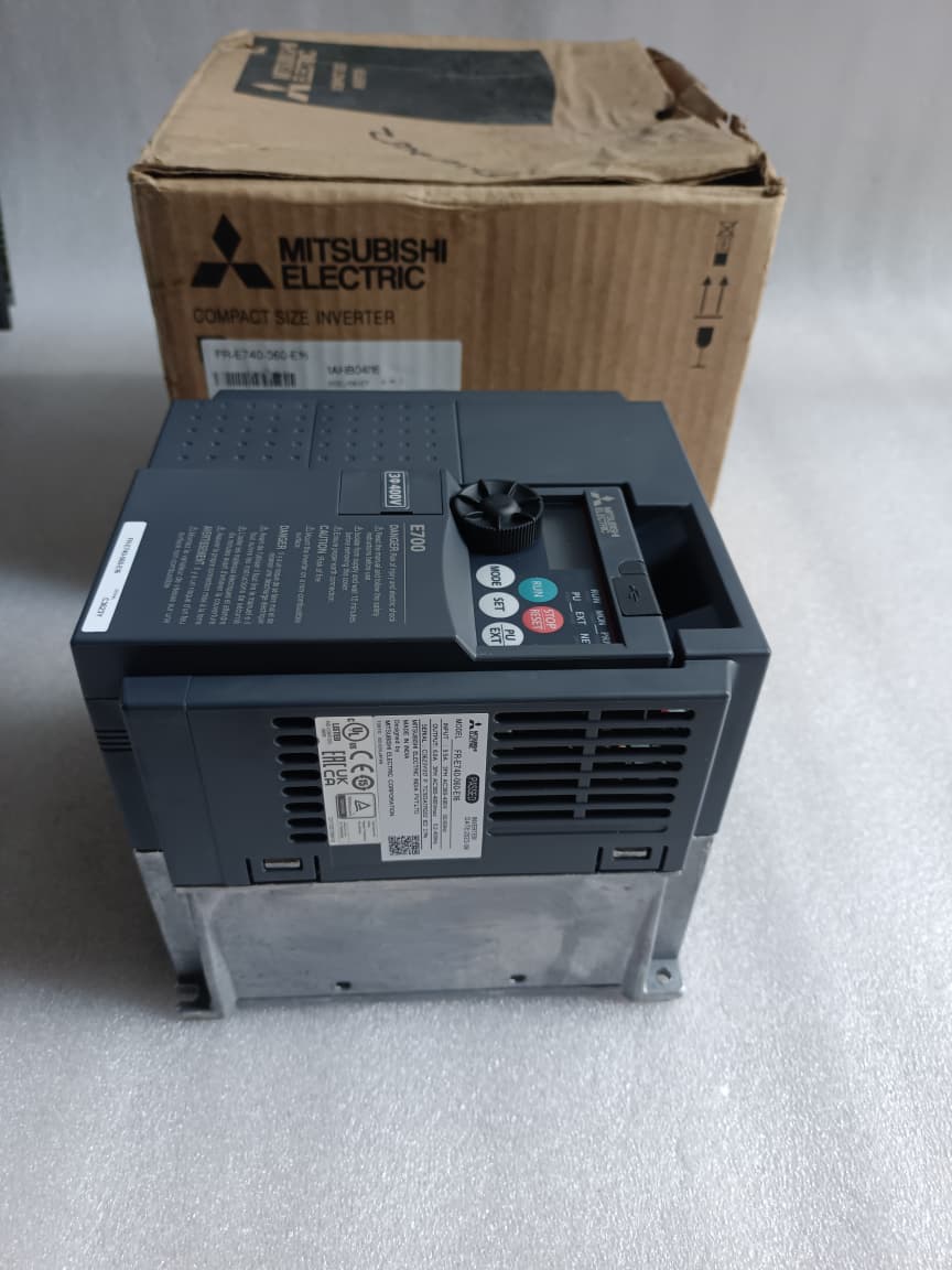 MITSUBISHI E700 FR-E740-060-E16 Variable Frequency Drive (VFD) – High-Performance Industrial AC Drive for Motor Speed Control thumbnail 8
