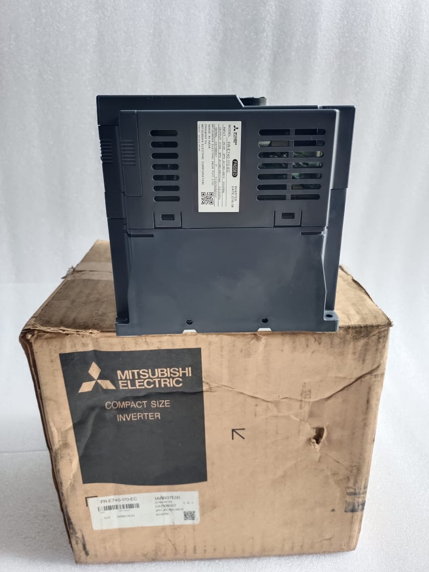MITSUBISHI E700 FR-E740-170-EC 10HP 480V AC Drive – Industrial Variable Frequency Drive (VFD) for Precision Motor Control thumbnail 11