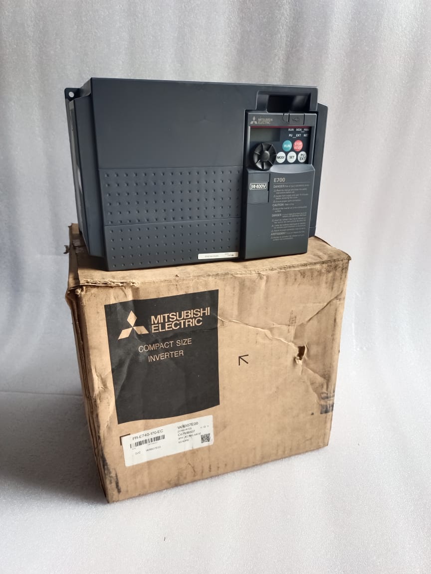 MITSUBISHI E700 FR-E740-170-EC 10HP 480V AC Drive – Industrial Variable Frequency Drive (VFD) for Precision Motor Control thumbnail 5