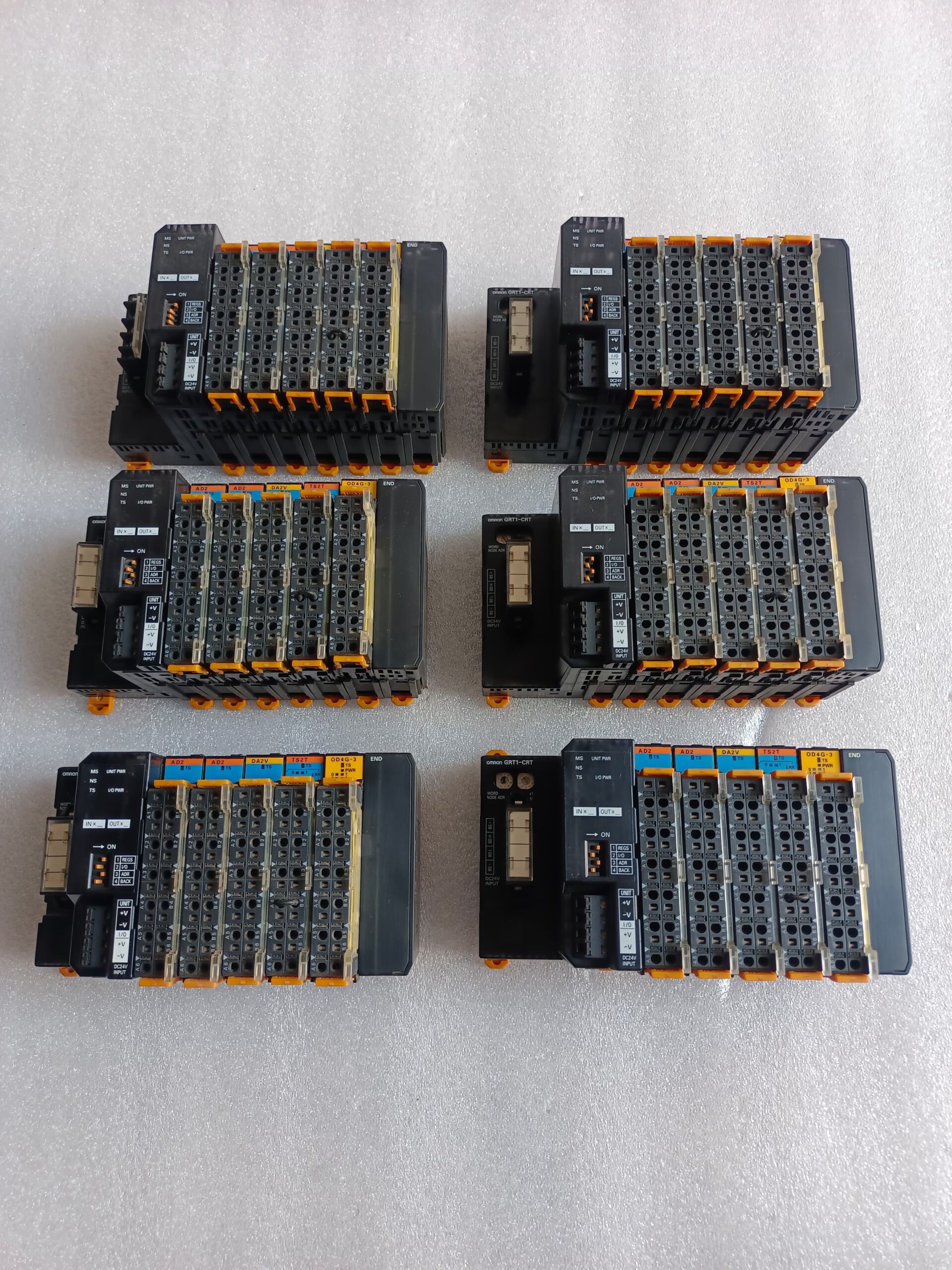 Omron SmartSlice GRT1 Remote I/O System Package – GRT1-CRT, Analog I/O, Temperature And Digital Output Modules Full Rack thumbnail 2