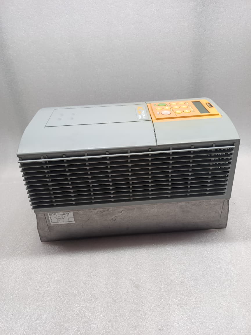 PARKER 690-532210C0-B00P08-A400 / 690PC/0110/500/0011/UK/0/0/0/0/B0/0/008 AC Drive – Parker 690P Series Industrial DC/AC Drive Controller for Precision Motor Control thumbnail 2