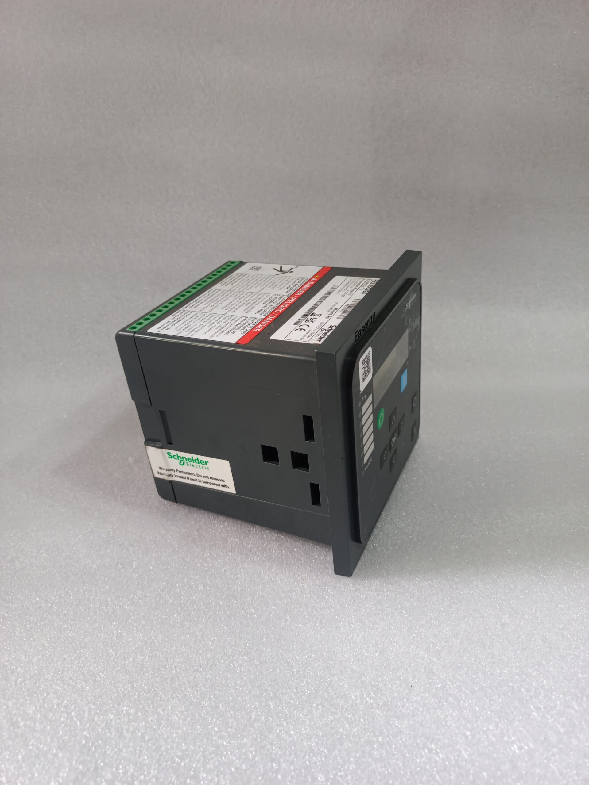 Schneider Easergy P1F REL15002D Protection Relay – Advanced Feeder And Overcurrent Protection Relay thumbnail 3