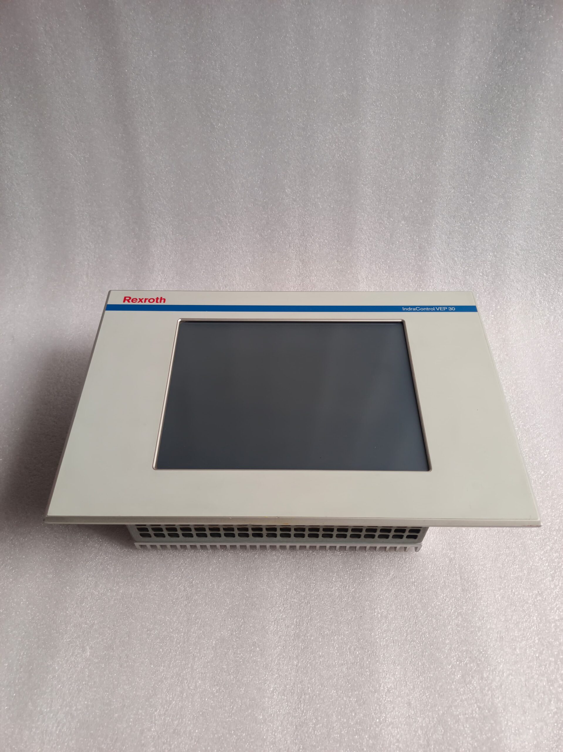 Rexroth IndraControl VEP30 VEP30.3CCN-256NN-MAD-128-NN-FW Industrial Panel PC thumbnail 2