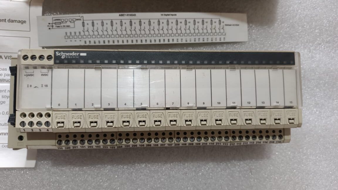 SCHNEIDER ELECTRIC MODICON ABE7-H16S43 Passive Telefast Interface Module for PLC Automation Systems thumbnail 4