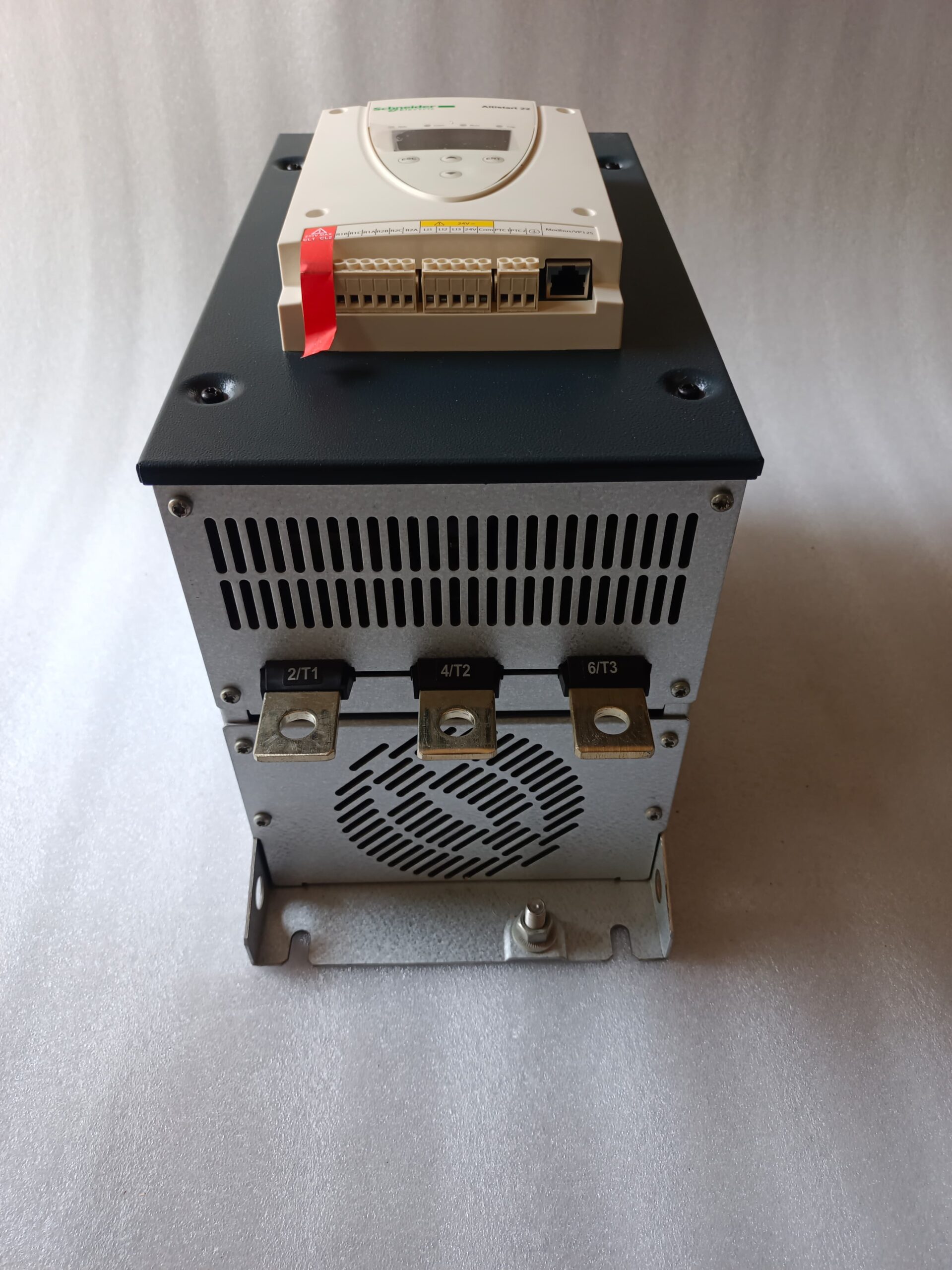 Schneider Electric ATS22C25Q Altistart 22 Soft Starter – 170HP Industrial Motor Soft Starter thumbnail 8
