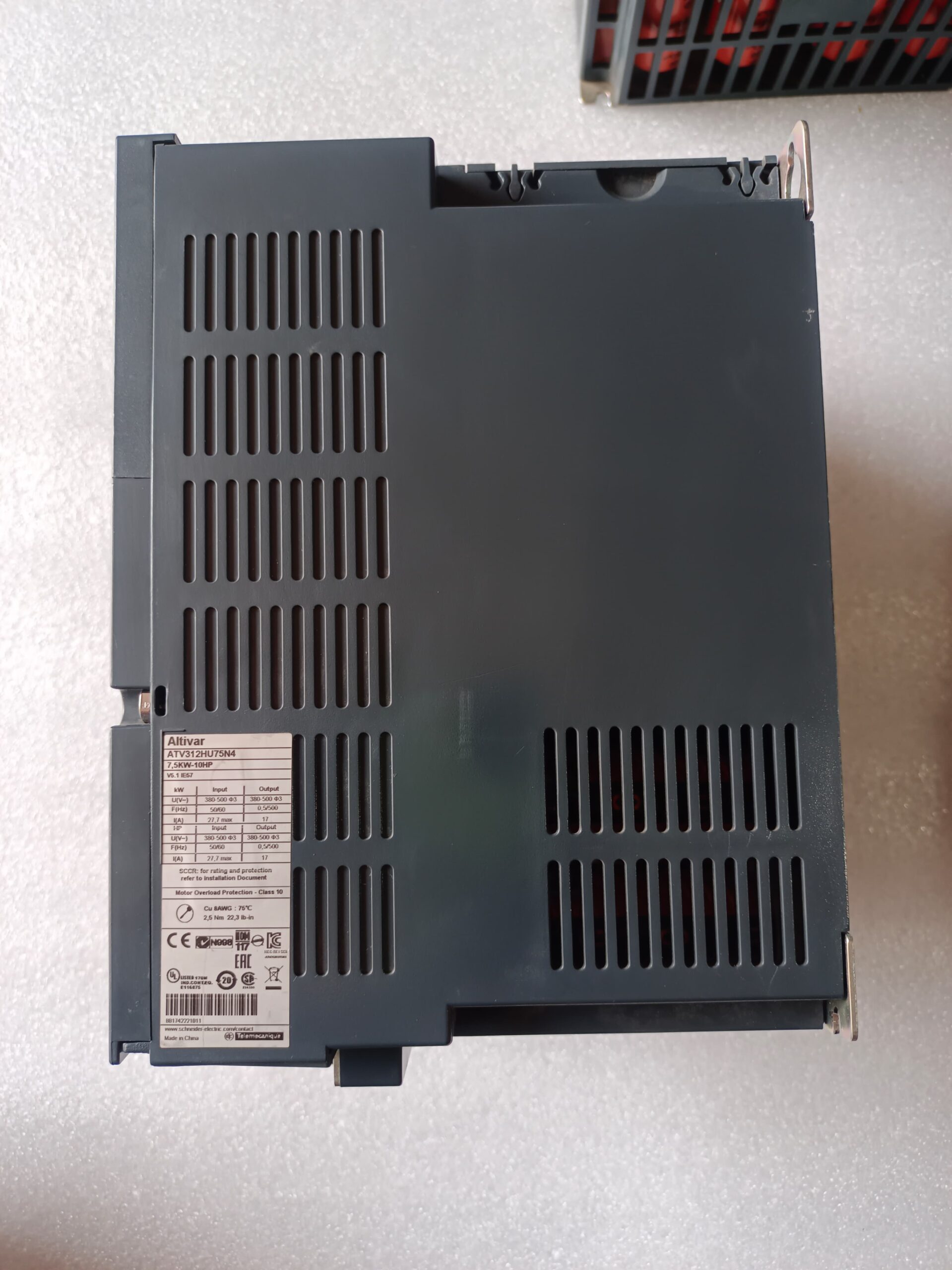Schneider Altivar ATV312HU75N4 10HP AC Drive | 7.5kW Variable Frequency Drive (VFD) | 380-500V Three Phase Motor Speed Controller thumbnail 9
