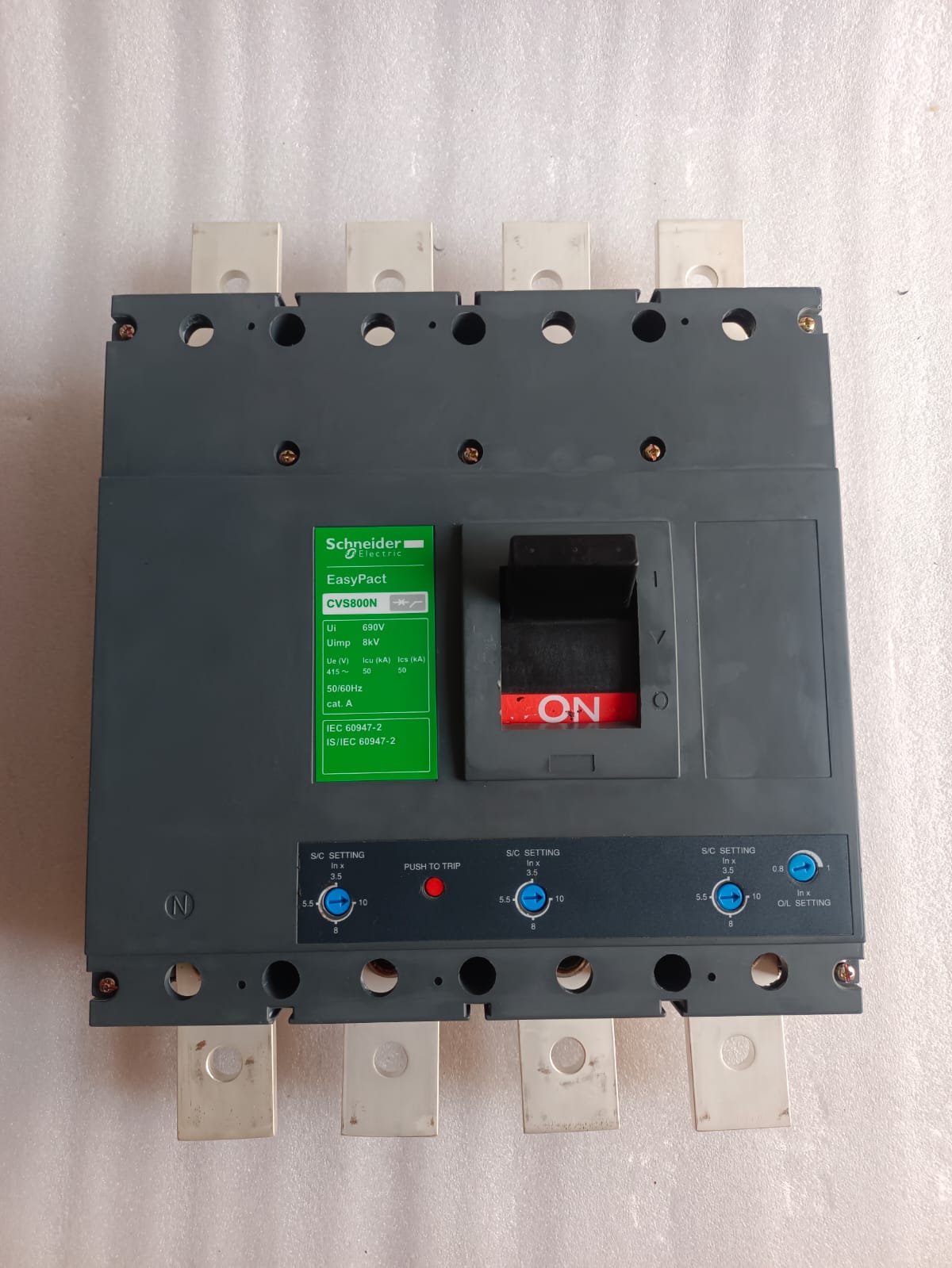 Schneider Electric LV580301 800A 4 Pole MCCB – Heavy Duty Molded Case Circuit Breaker for Industrial Power Distribution thumbnail 9