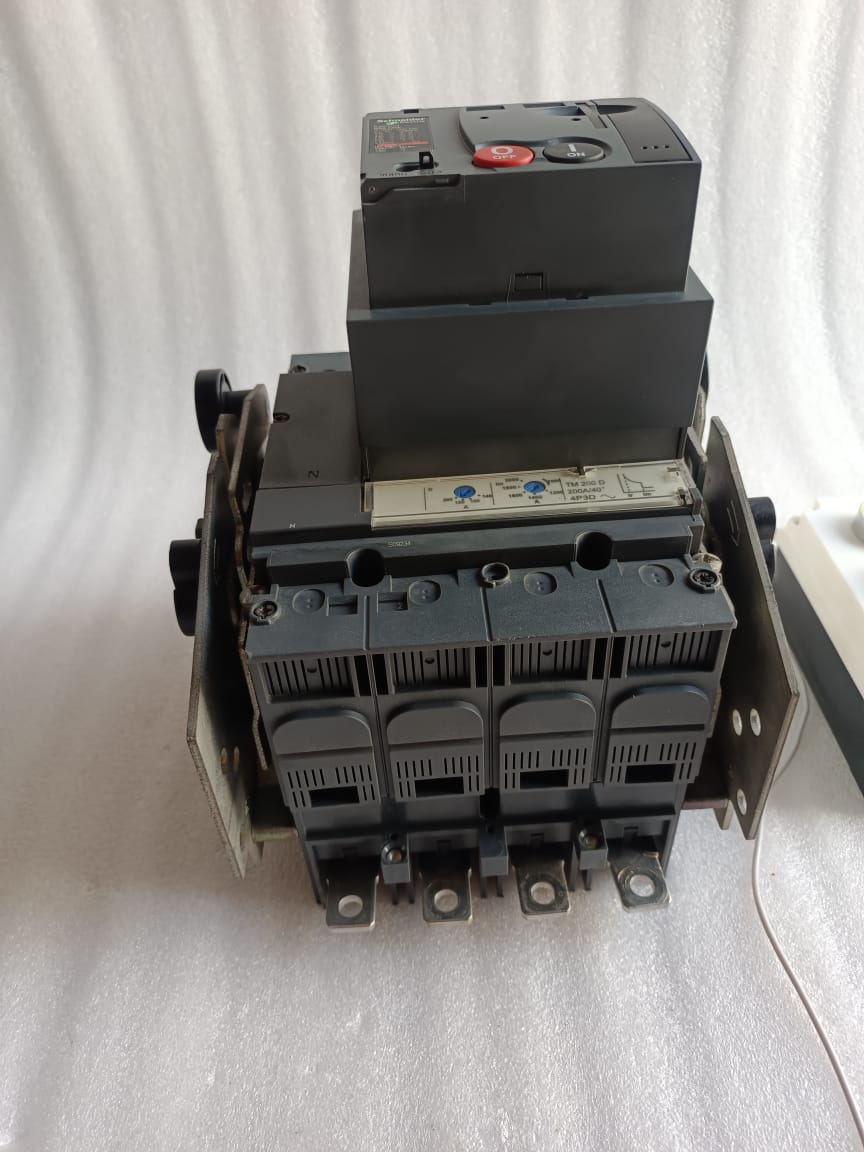 200A Motorised MCCB 3P – NSX250F with Motor Mechanism for Remote Operation | Industrial Protection thumbnail 4