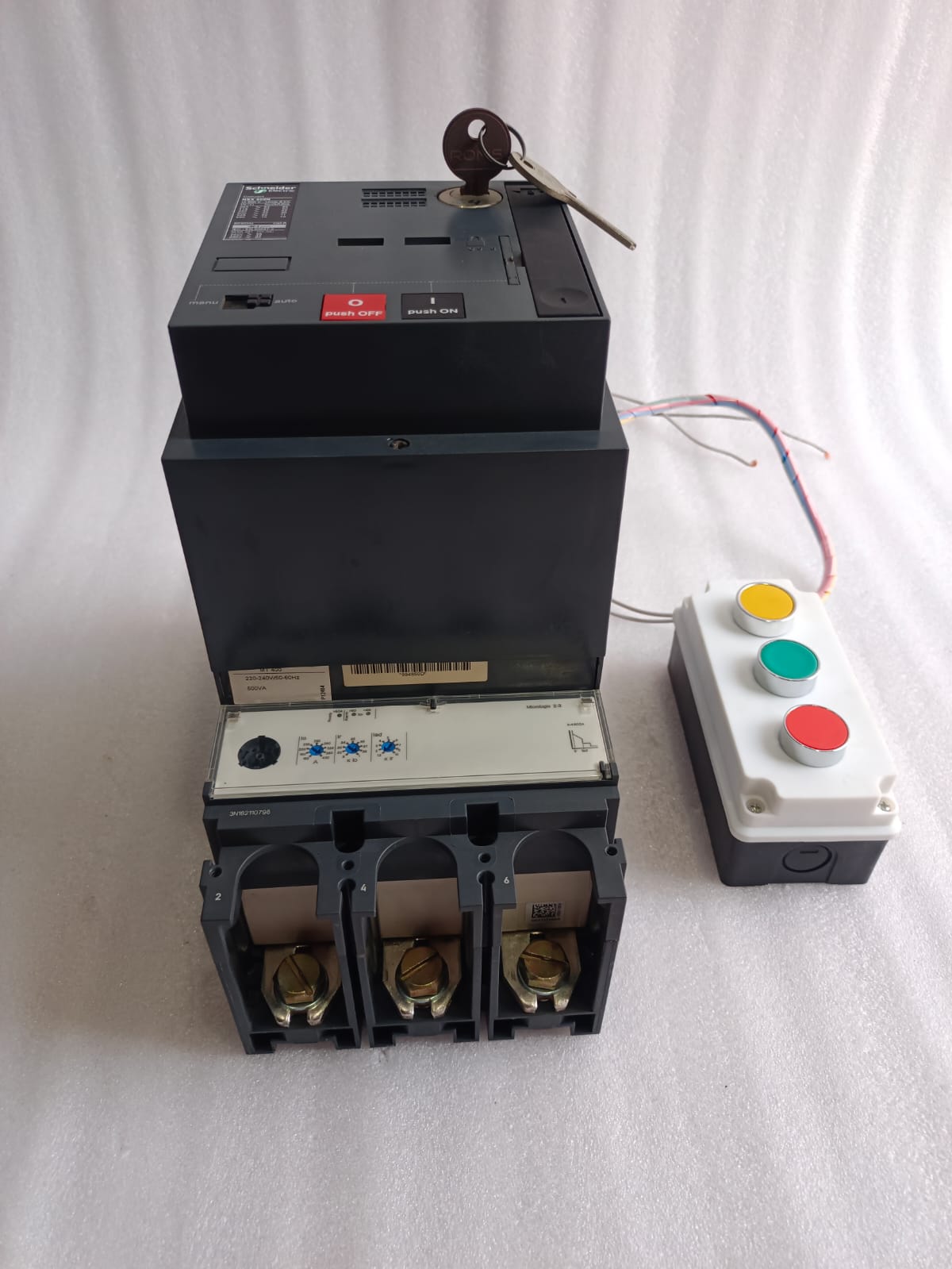 Schneider Electric NSX400N MCCB 400A 3/4 Pole Compact NSX Molded Case Circuit Breaker Thermal Magnetic thumbnail 12