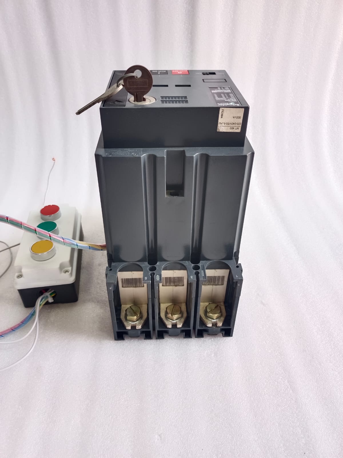 Schneider Electric NSX400N MCCB 400A 3/4 Pole Compact NSX Molded Case Circuit Breaker Thermal Magnetic thumbnail 13