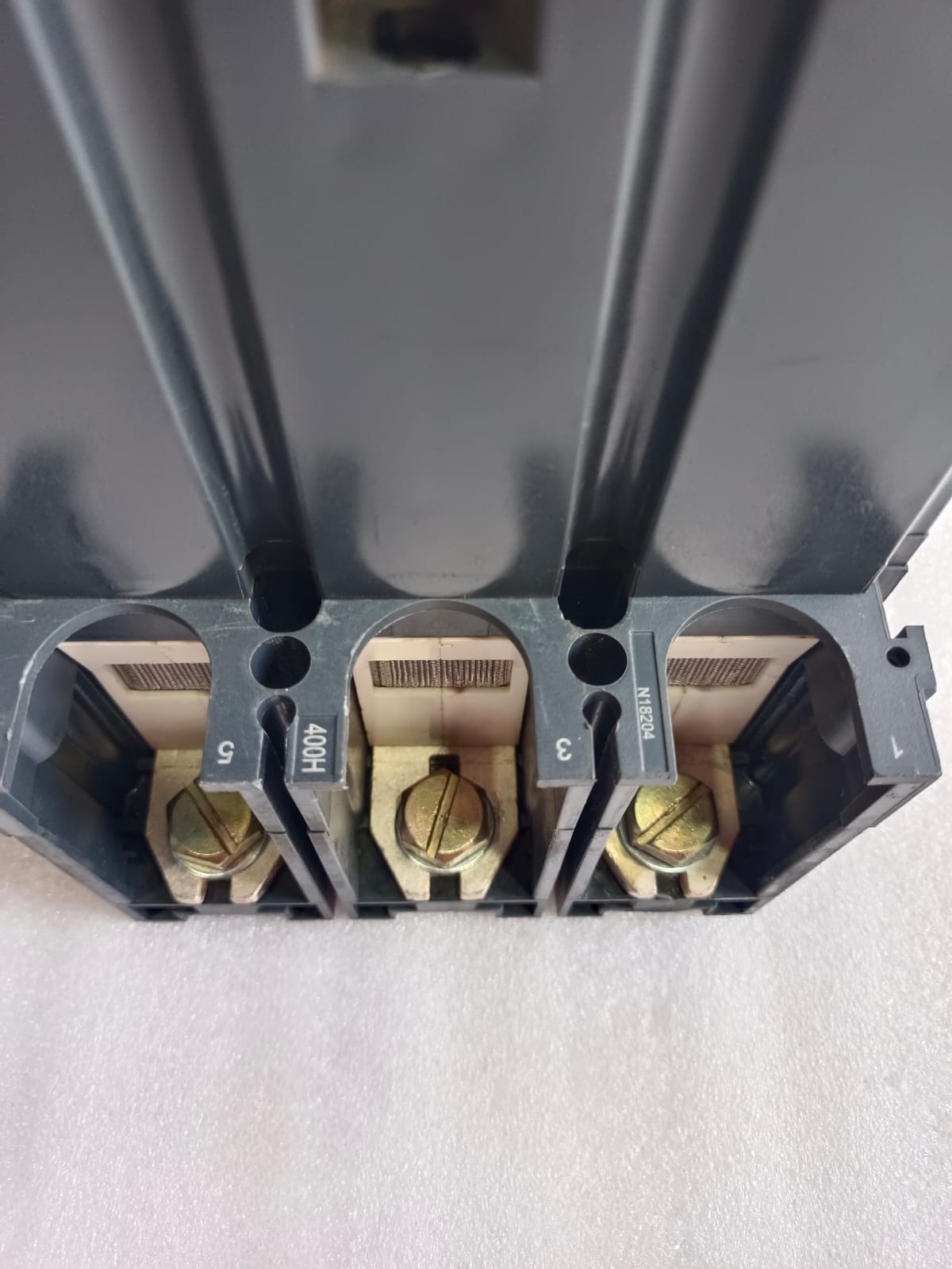 Schneider Electric NSX400N MCCB 400A 3/4 Pole Compact NSX Molded Case Circuit Breaker Thermal Magnetic thumbnail 14