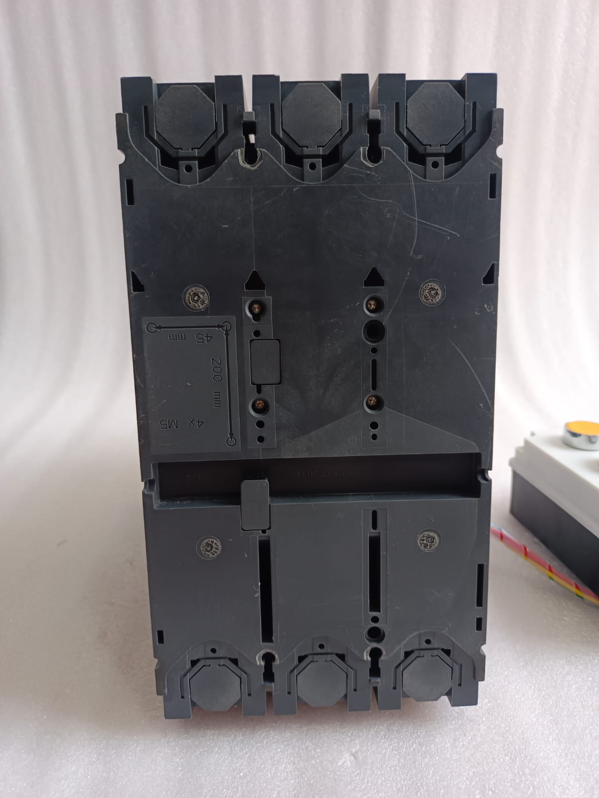 Schneider Electric NSX400N MCCB 400A 3/4 Pole Compact NSX Molded Case Circuit Breaker Thermal Magnetic thumbnail 16