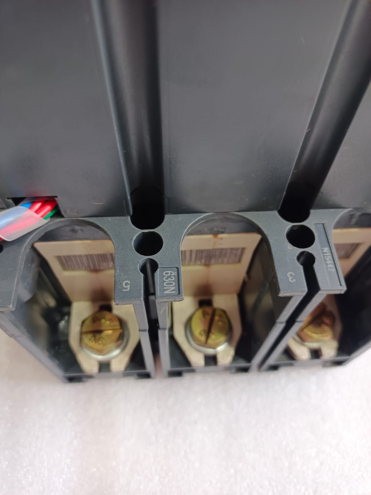 Schneider Electric NSX630N Compact NSX MCCB 630A 3/4 Pole Molded Case Circuit Breaker thumbnail 6
