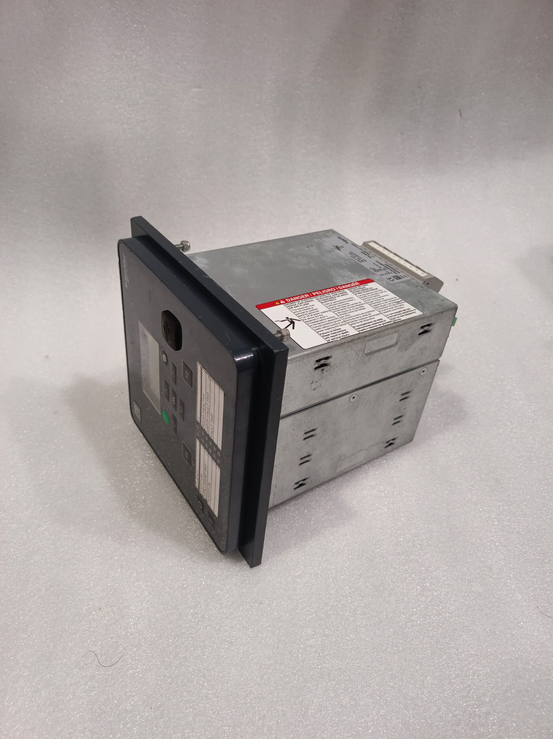 Schneider REL52008 P3U30-6AAA2BCAA Protection Relay – Advanced Digital Feeder And Power System Protection Relay thumbnail 8