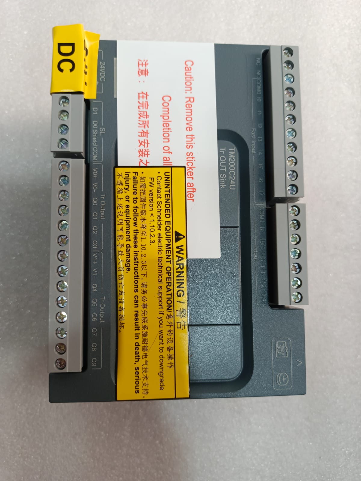 Schneider Electric TM200C24U Modicon M200 PLC Controller 24 I/O 24VDC Transistor Sink Output thumbnail 5