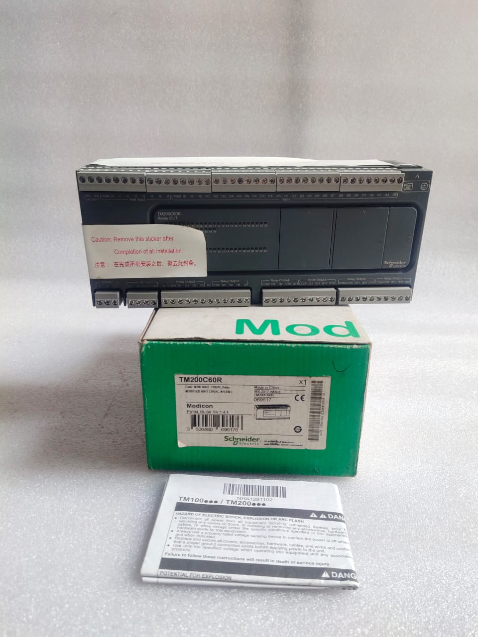 Schneider Electric TM200C60R Modicon M200 PLC Controller 60 I/O 220VAC Relay Output Industrial Automation Controller thumbnail 4