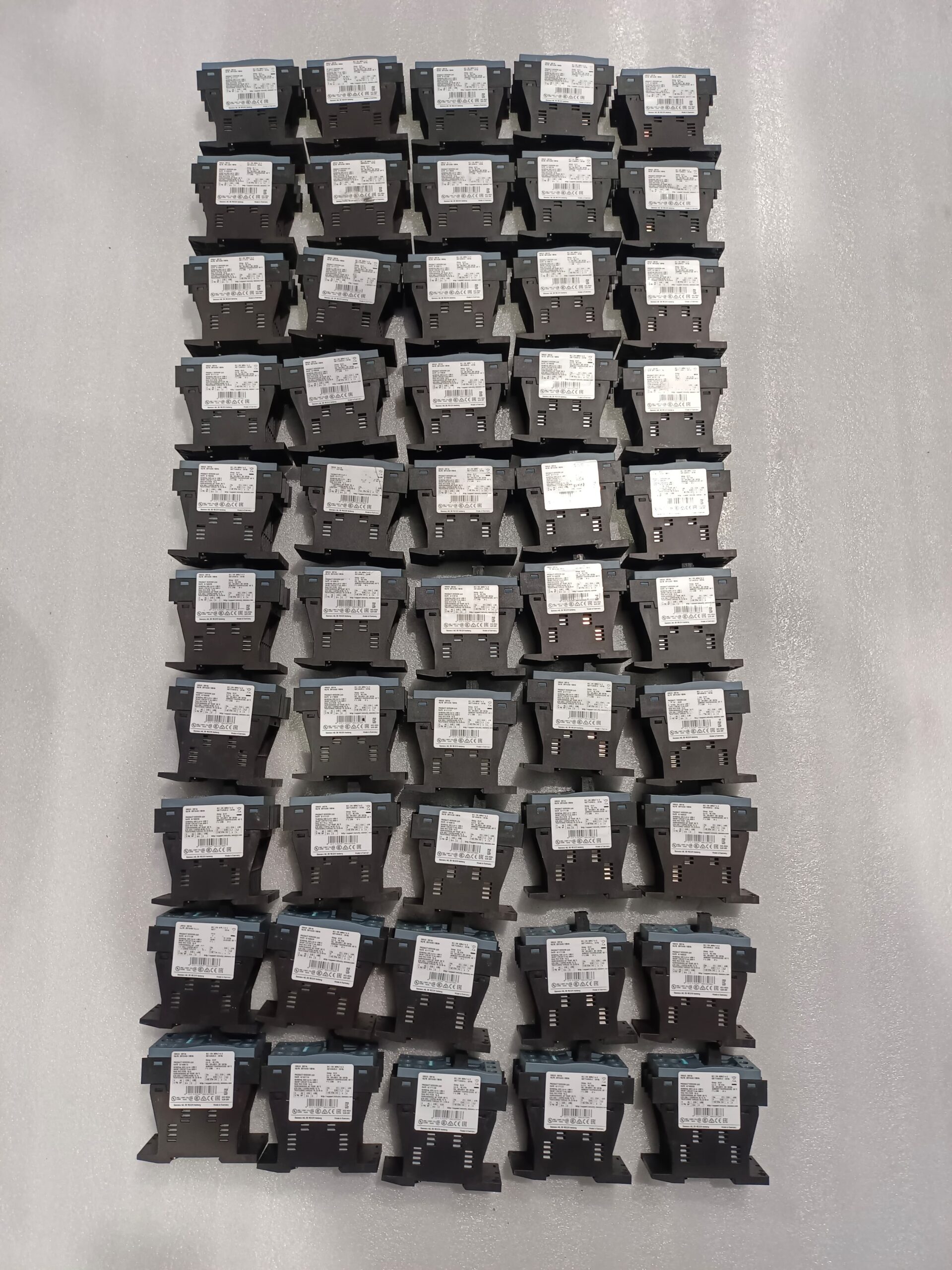 Siemens SIRIUS 3RF34 3RF3405-1BB04 Solid State Contactor | Industrial Electronic Switching Relay for Automation Systems thumbnail 4